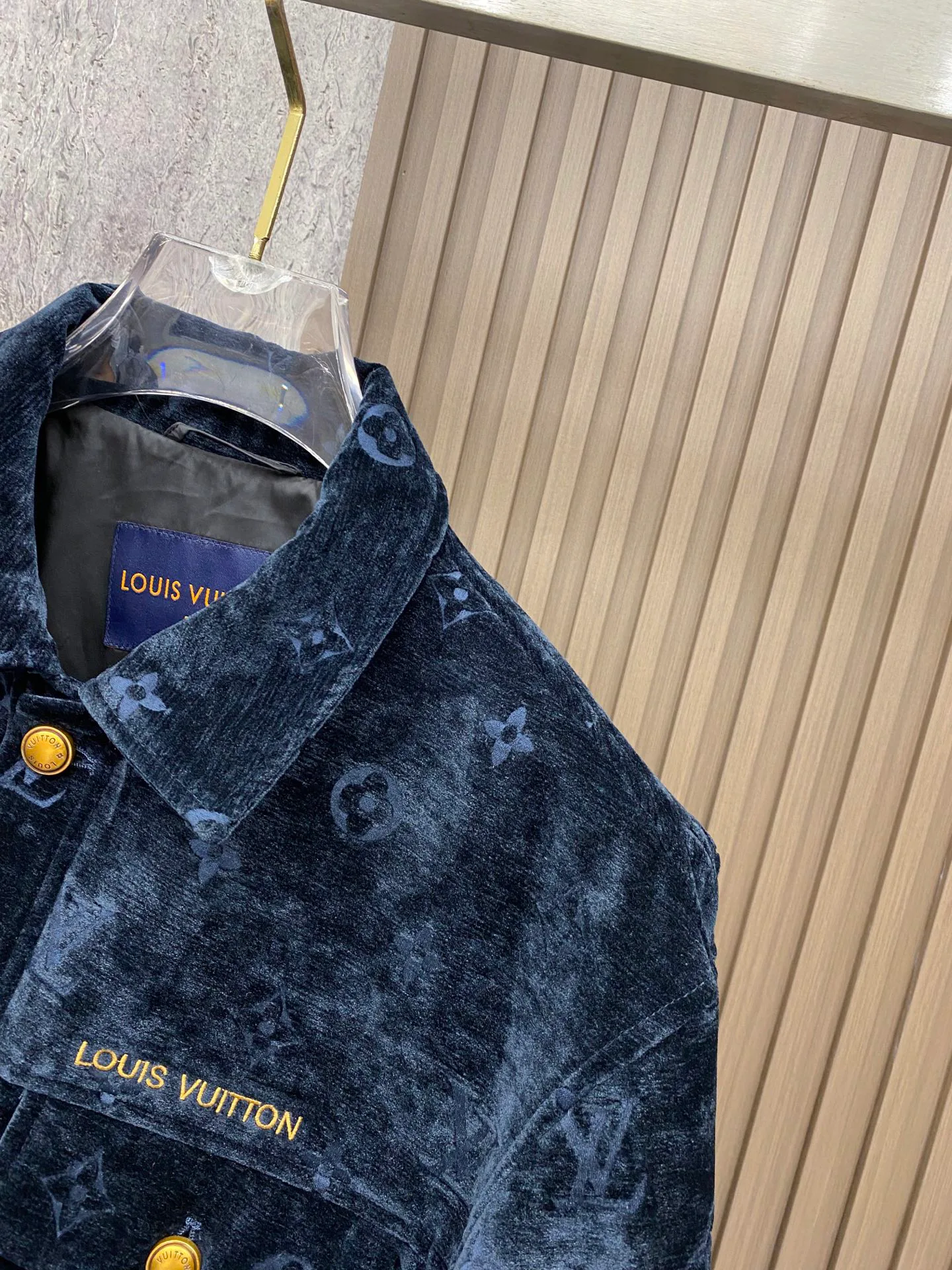 Куртки И Пуховики Мужские Louis Vuitton 18596395