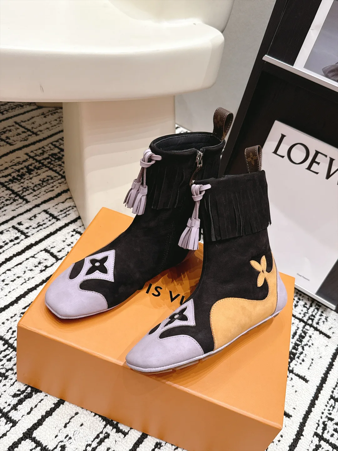 Women's Booties LOUIS VUITTON 17978342