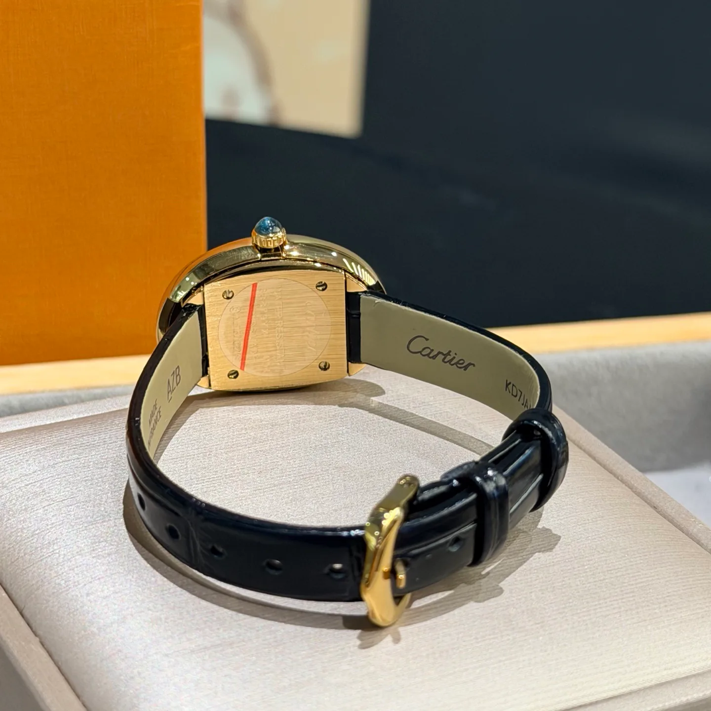 Women's Watches CARTIER 18362061