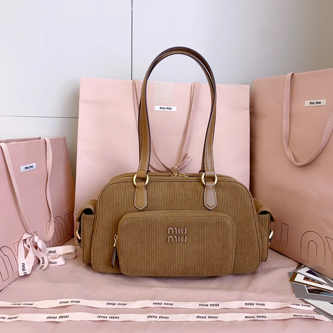 Классические Сумки Женские Miu Miu 18602488