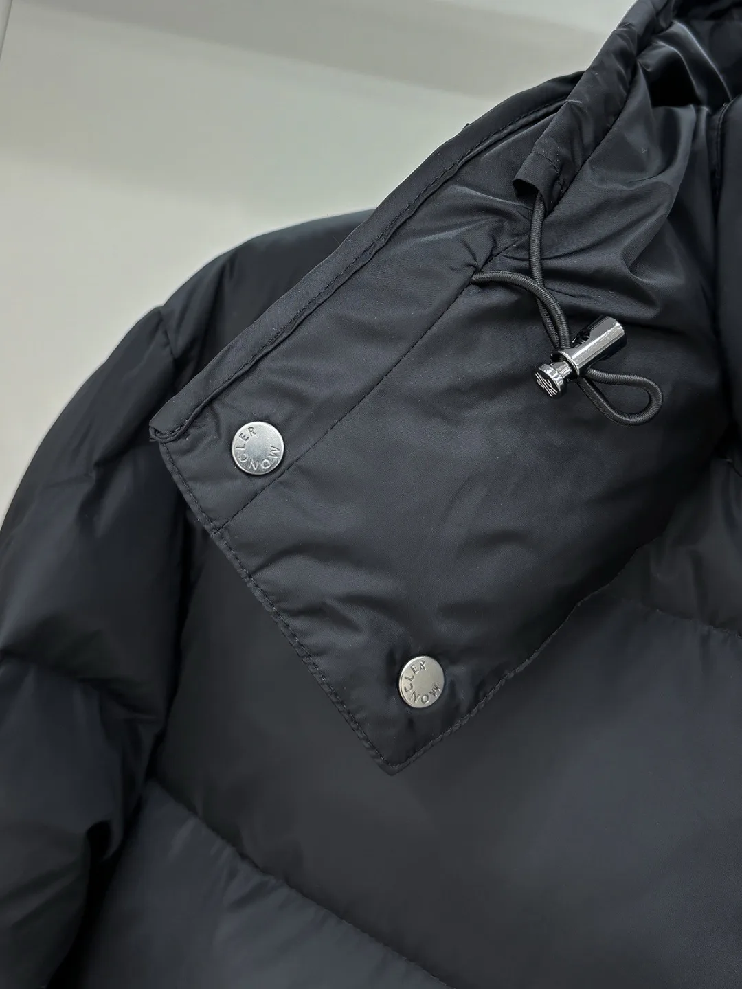 Куртки И Пуховики Мужские Moncler 18596630