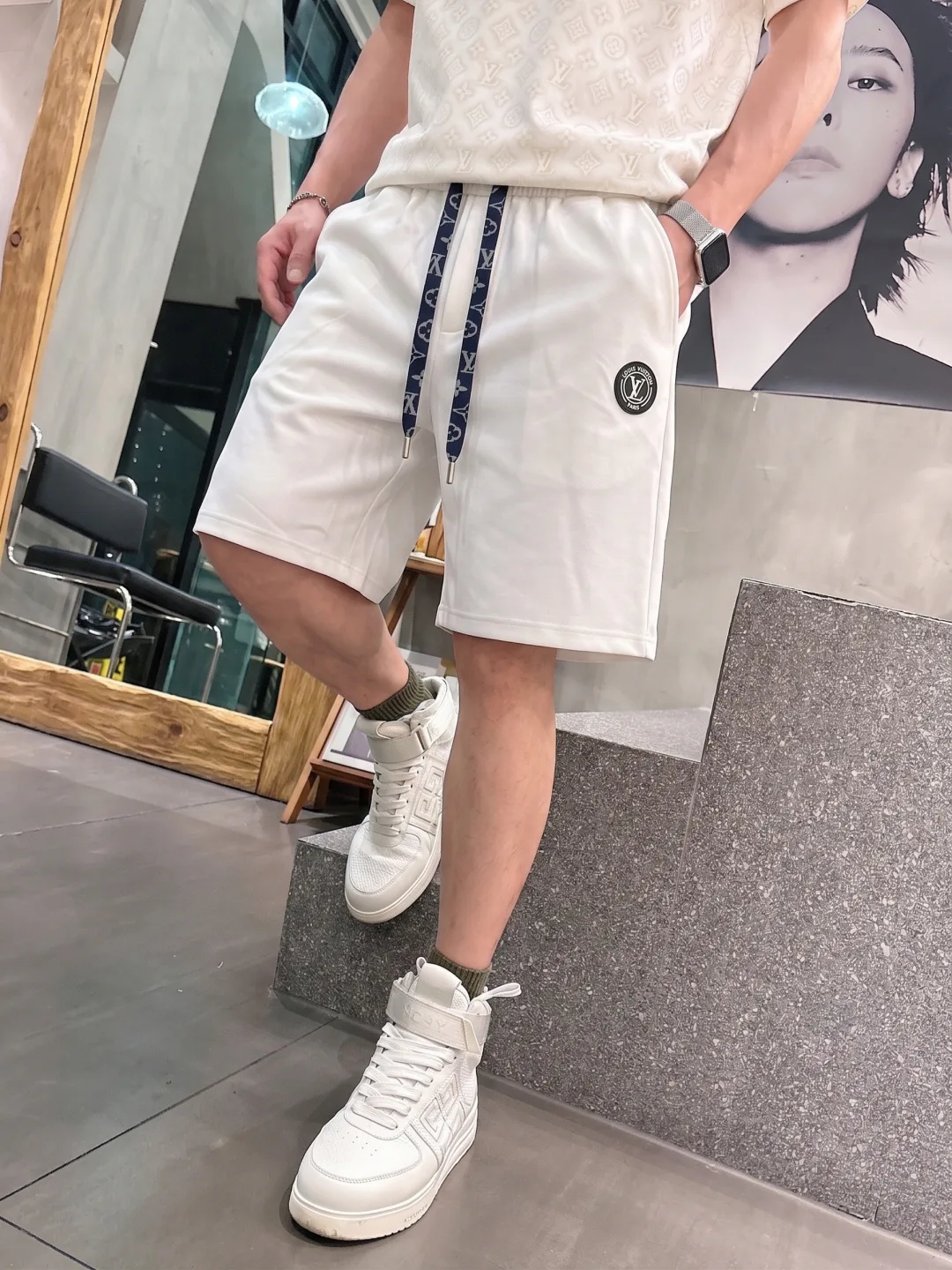 Men's Shorts LOUIS VUITTON 18246590
