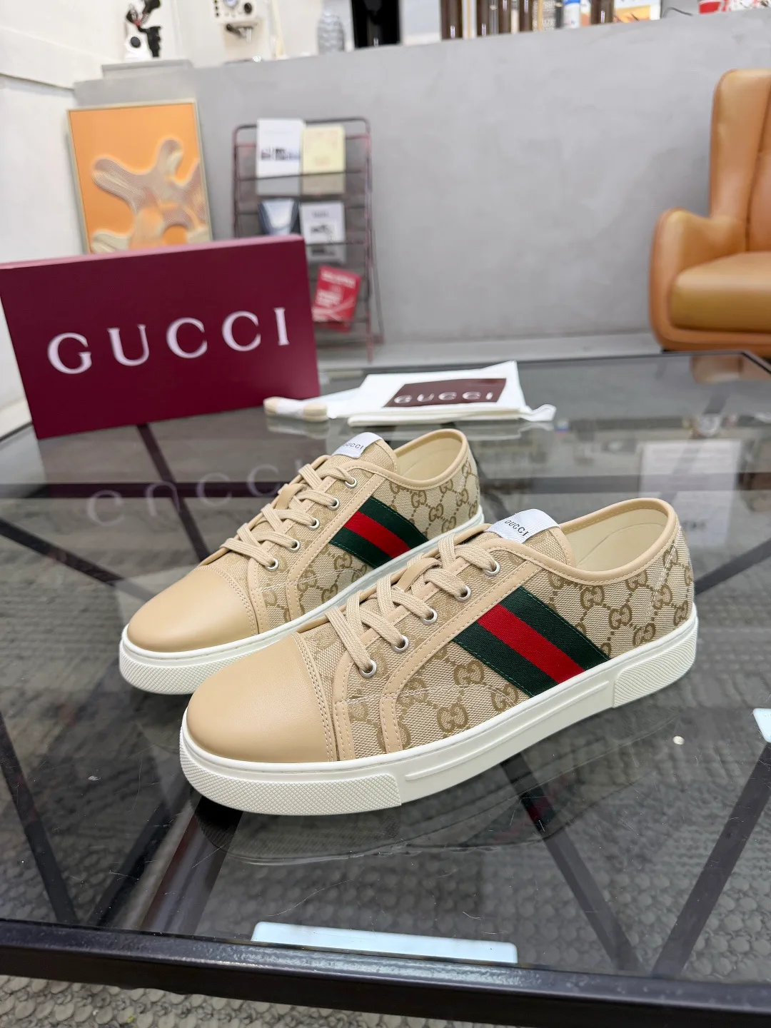 Women's Sneakers GUCCI 18346400