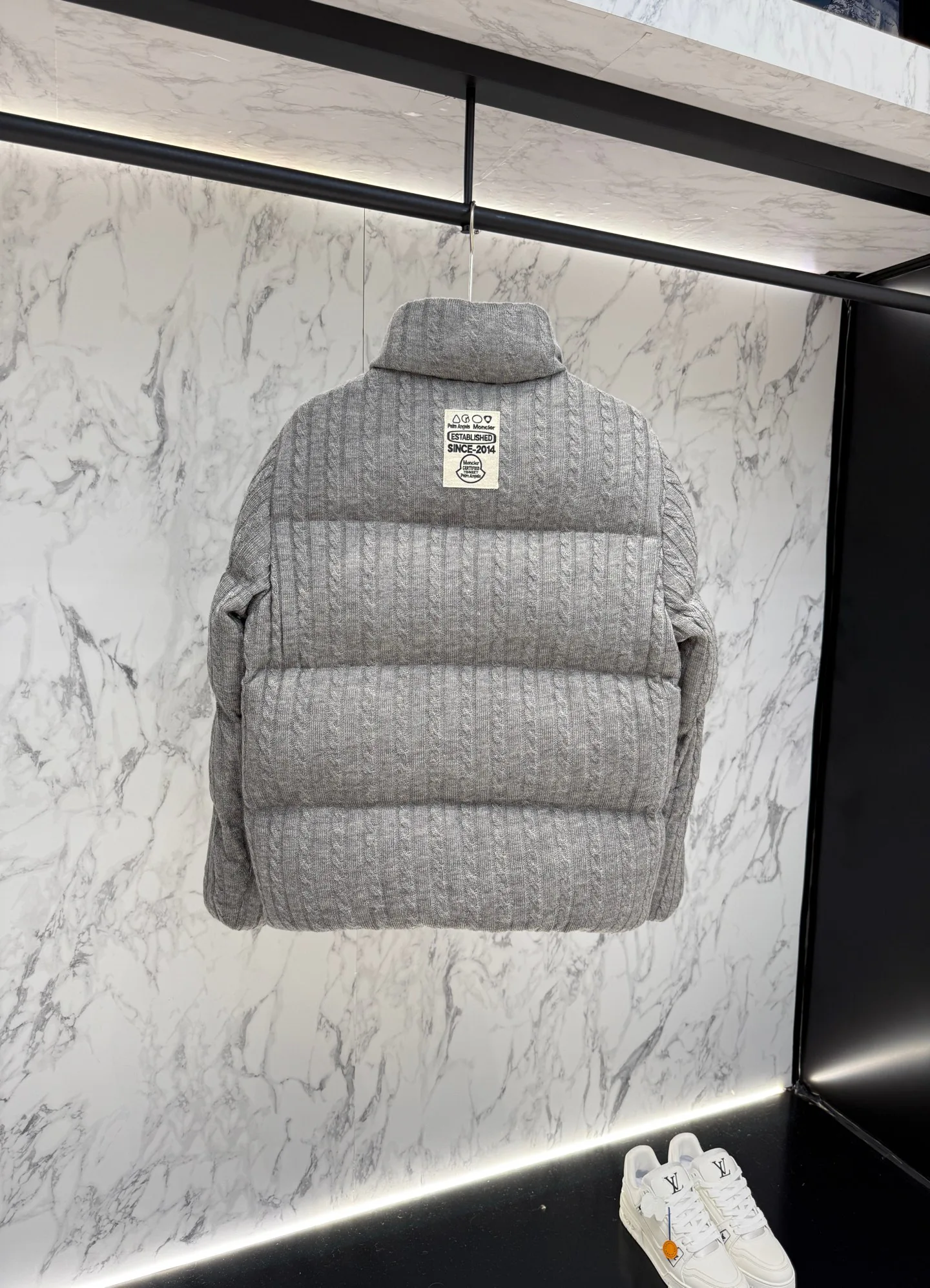 Men's Jackets And Down Jackets MONCLER 18188650