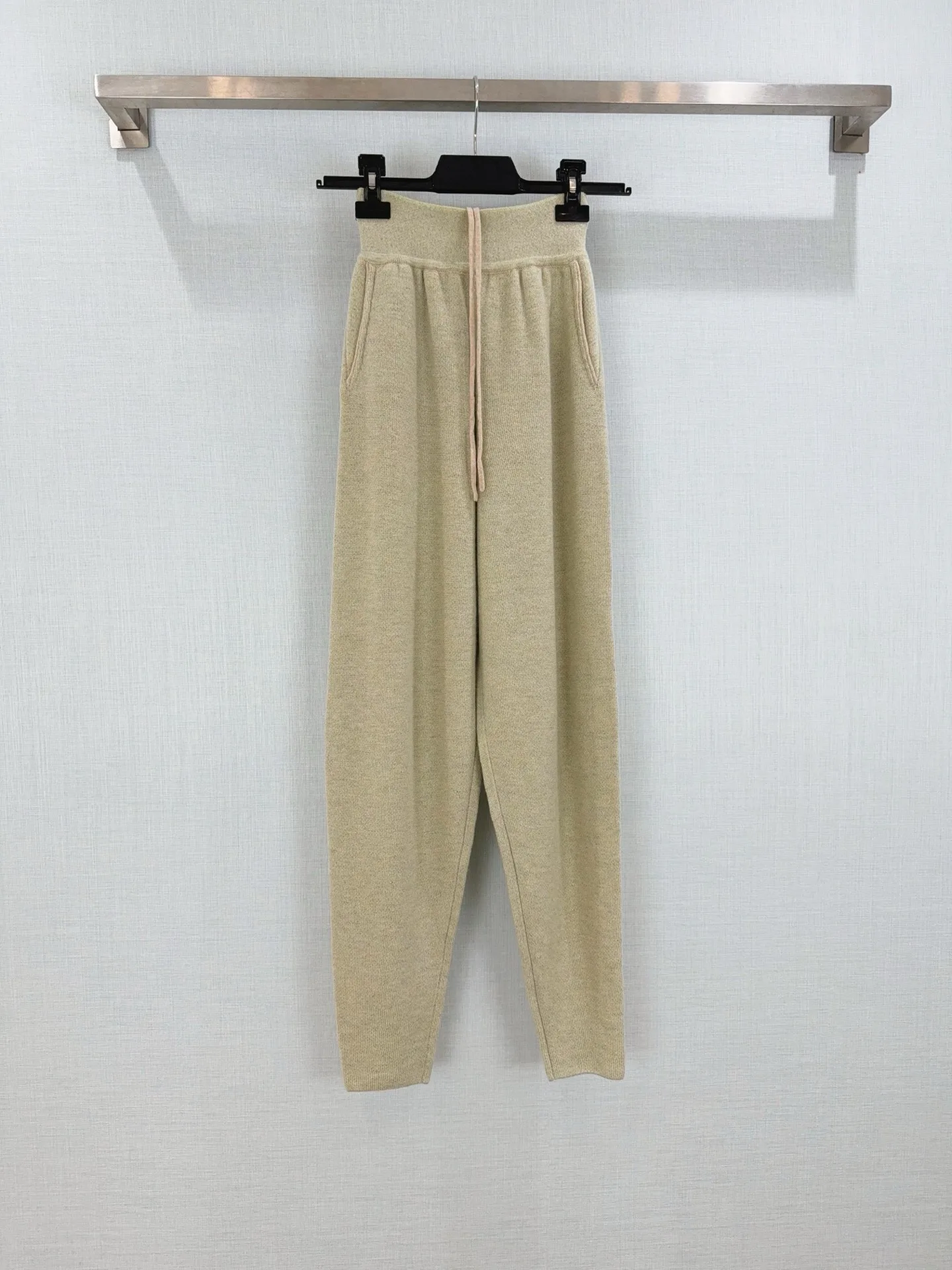 Women's Trousers LORO PIANA 17895960