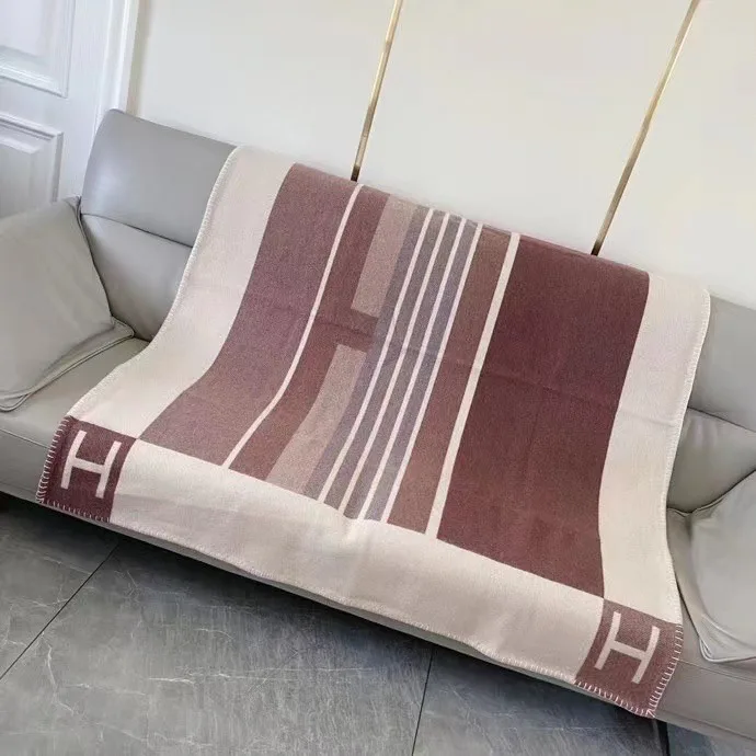 Textiles HERMES 18002665