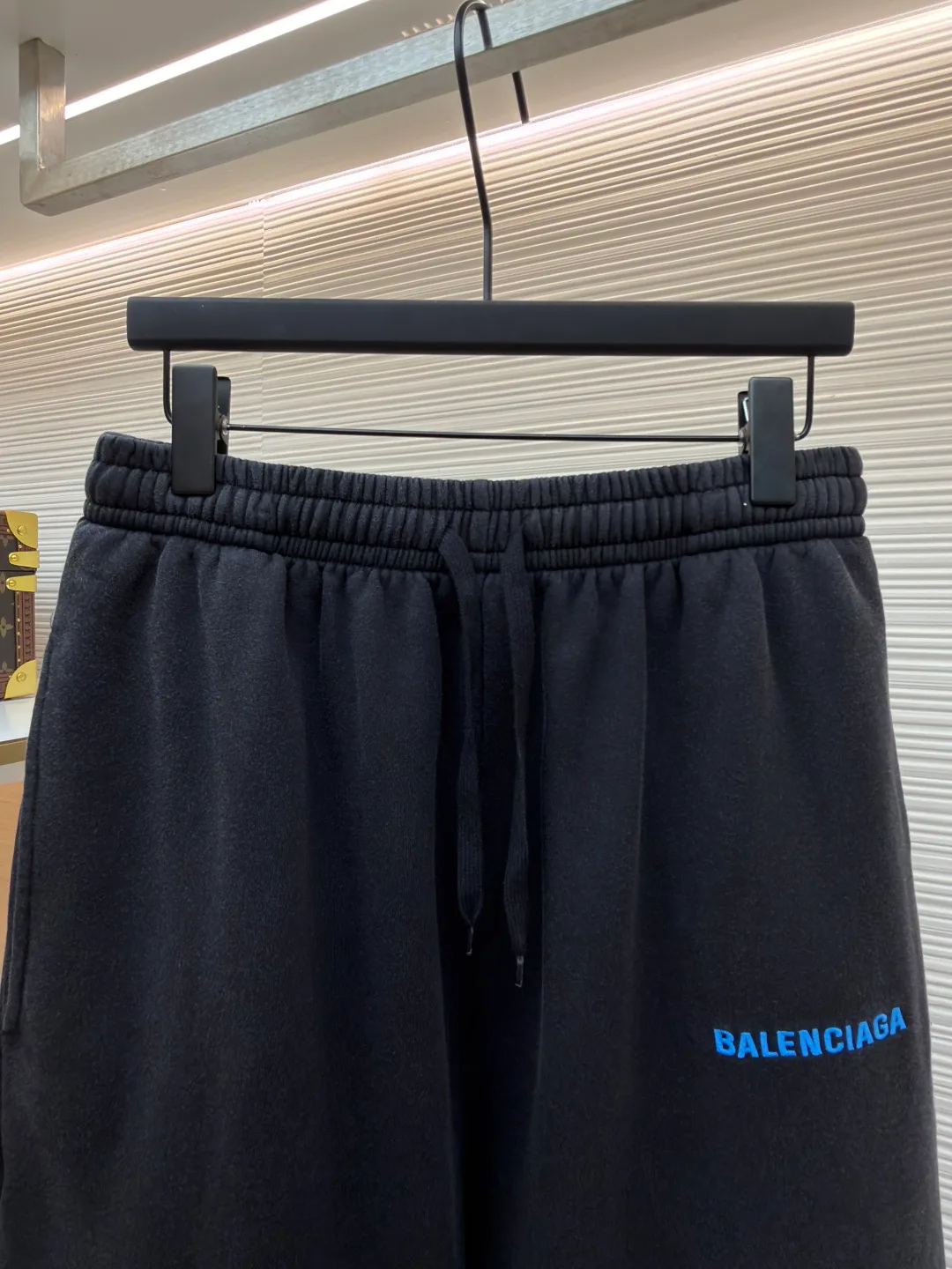 Men's Trousers BALENCIAGA 18153821