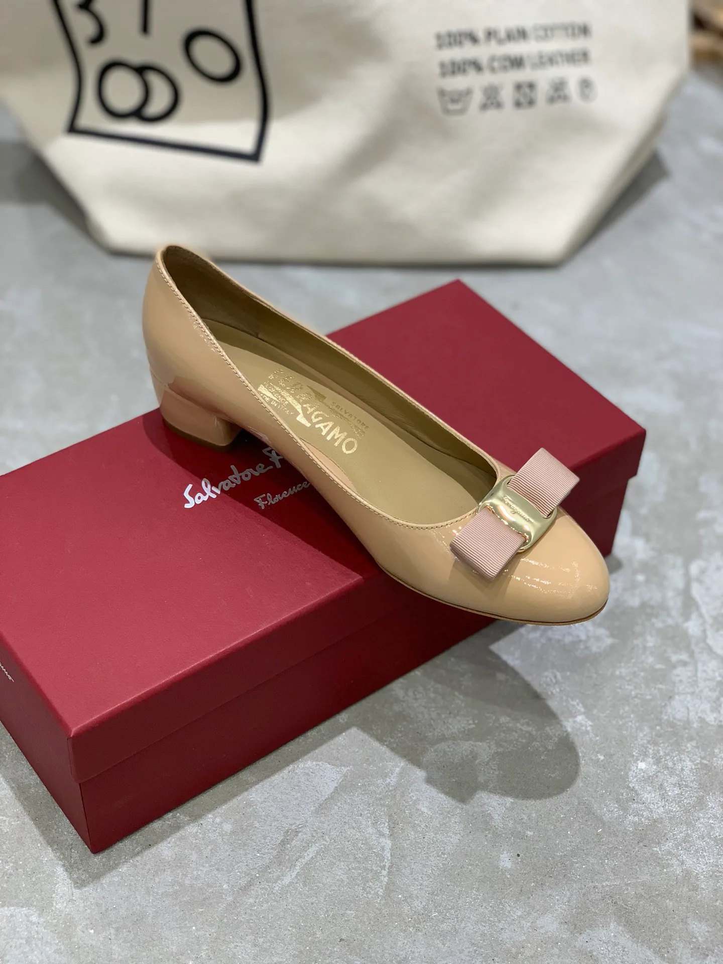 Women's Ballet Flats SALVATORE FERRAGAMO 18340674