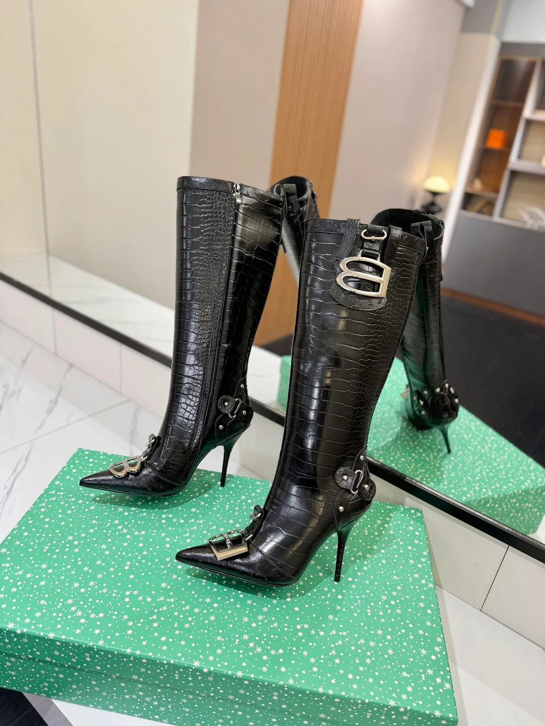 Women's Boots BALENCIAGA 18134863