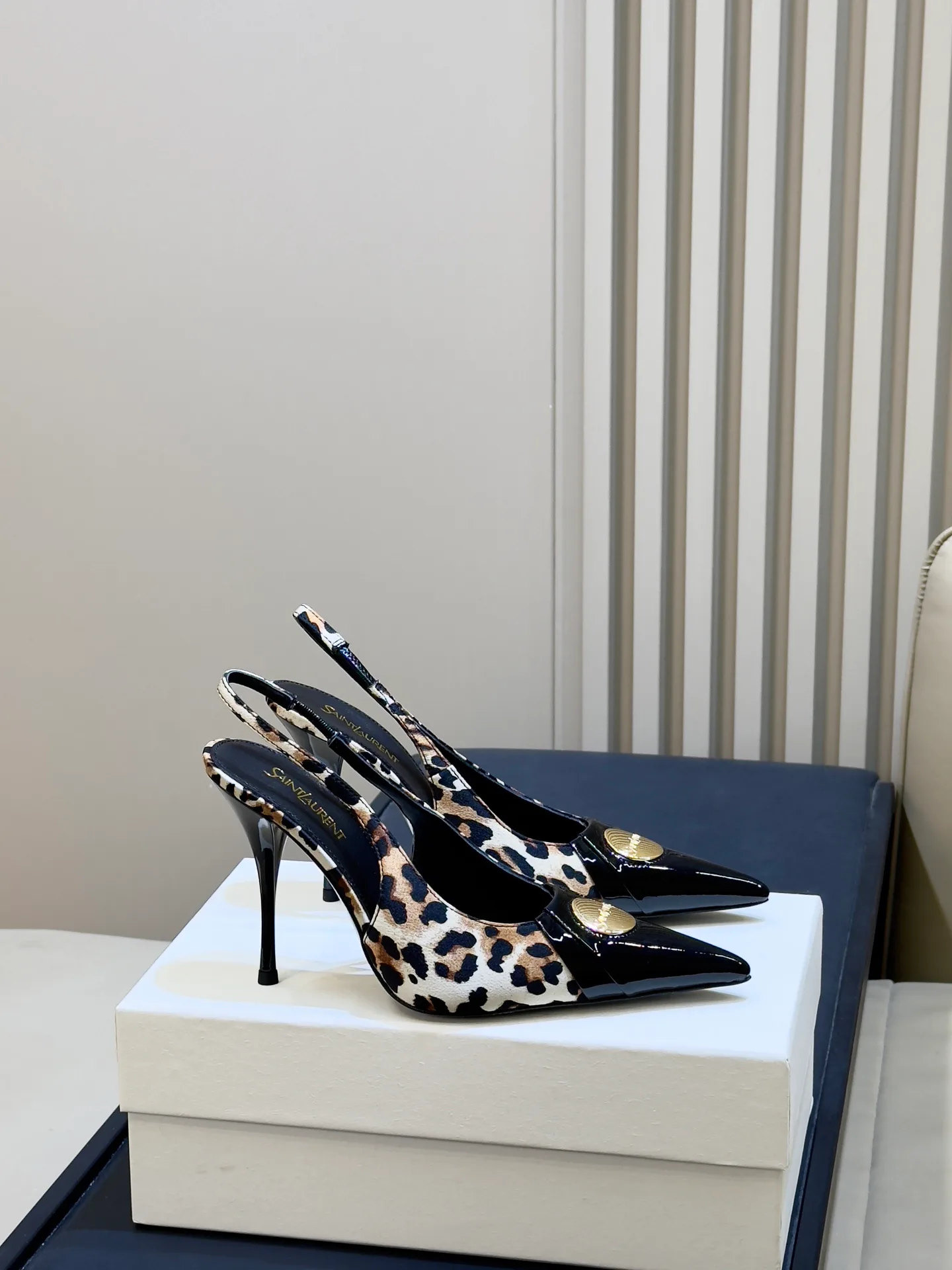Women's Heels SAINT LAURENT 18073308