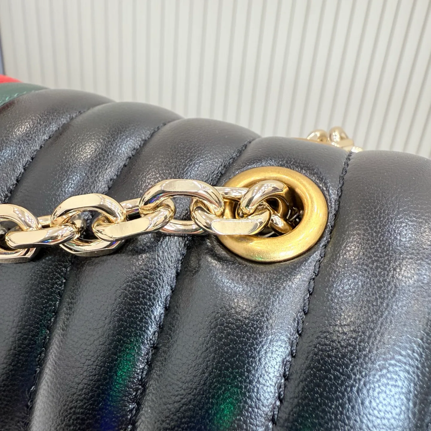 Women's Classic Handbags GUCCI 17947724