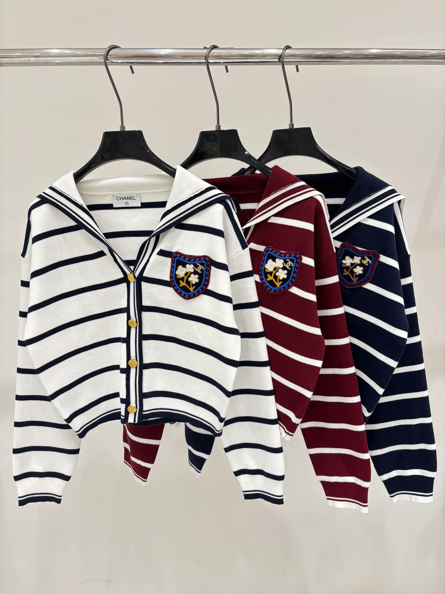 Women's Jumpers And Sweaters CHANEL 18410671