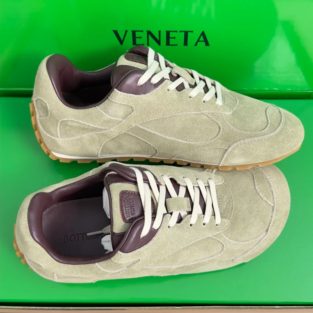 Women's Sneakers BOTTEGA VENETA 17771975