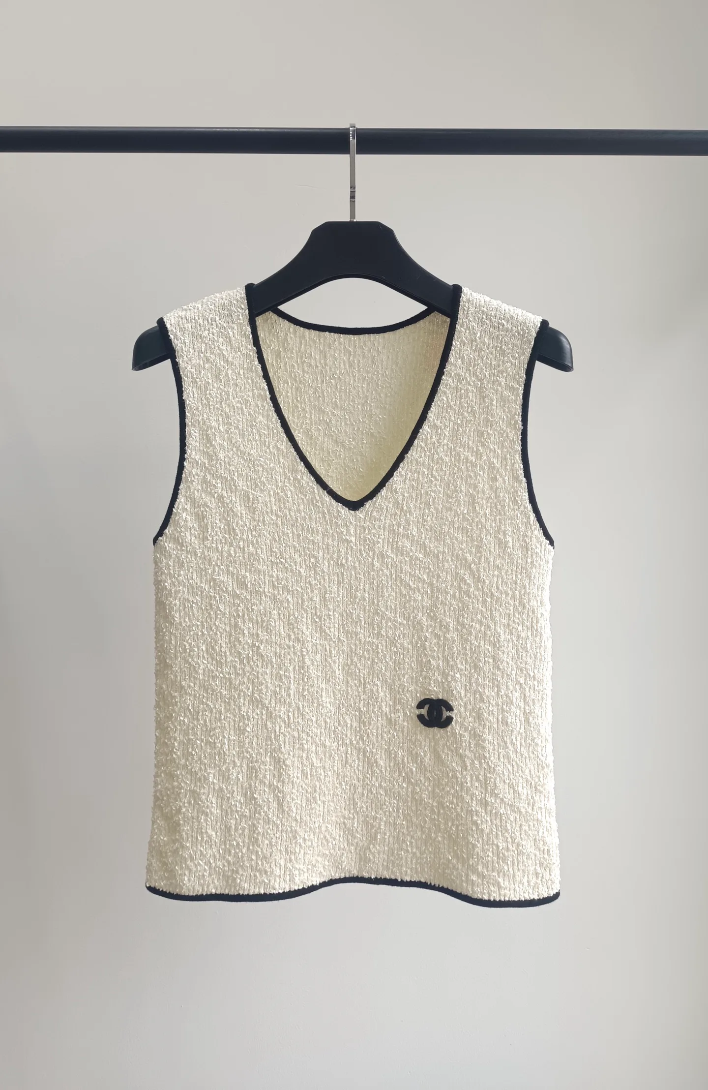 Women's Vests CHANEL 16962340