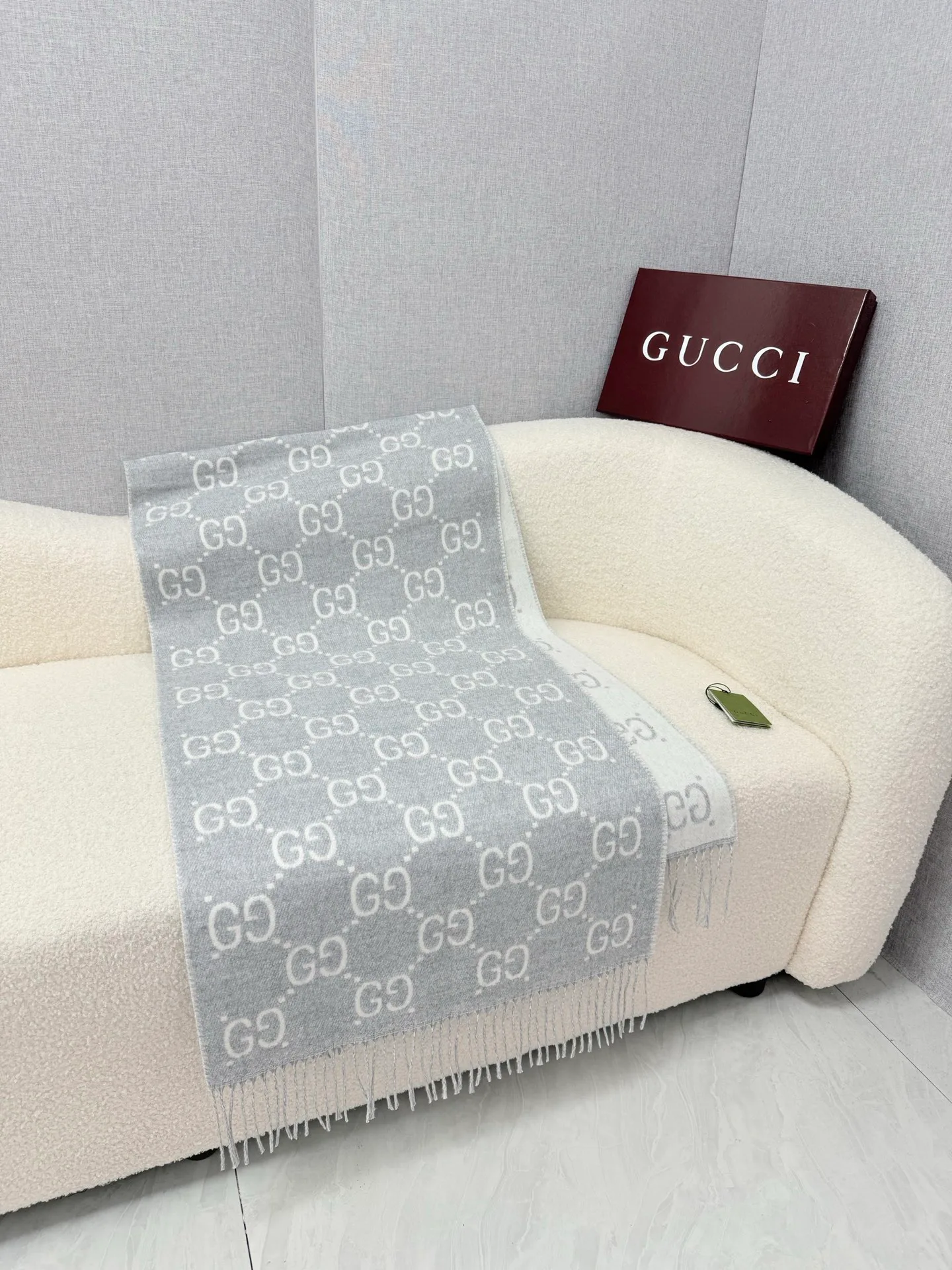 Scarves GUCCI 18275015