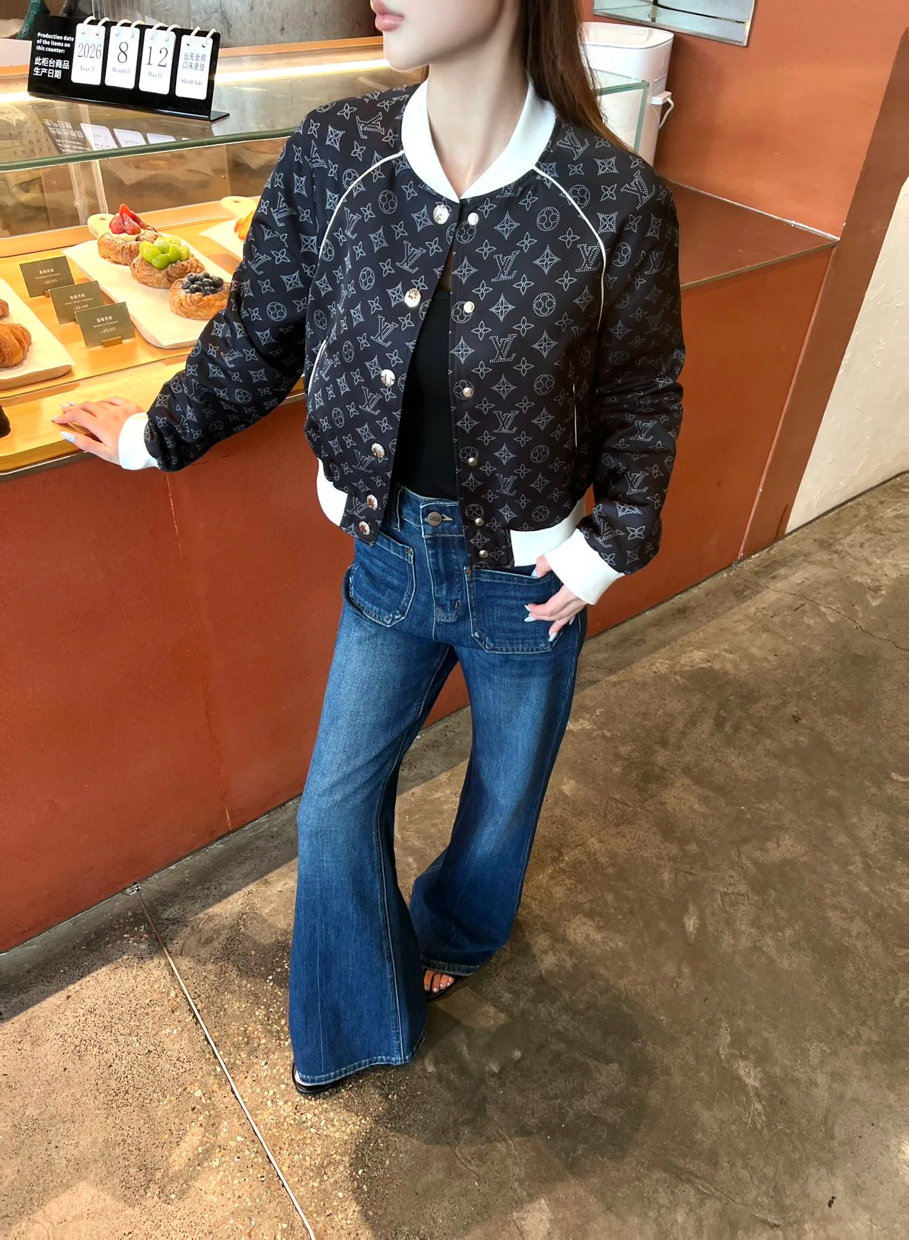 Women's Jackets And Down Jackets LOUIS VUITTON 18348135