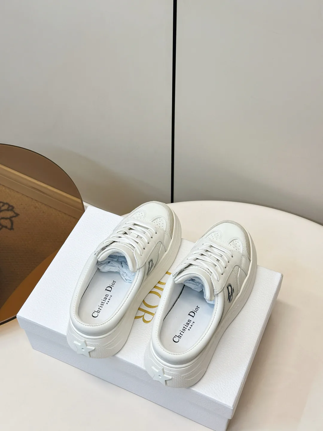 Women's Sneakers CHRISTIAN DIOR 18080404