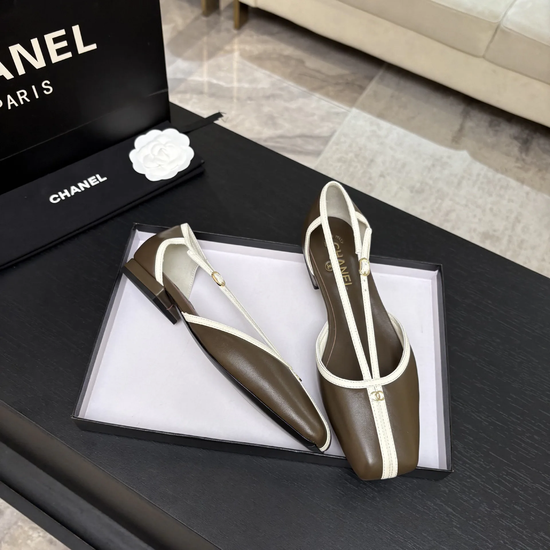 Women's Open-Toe Sandals CHANEL 19554670