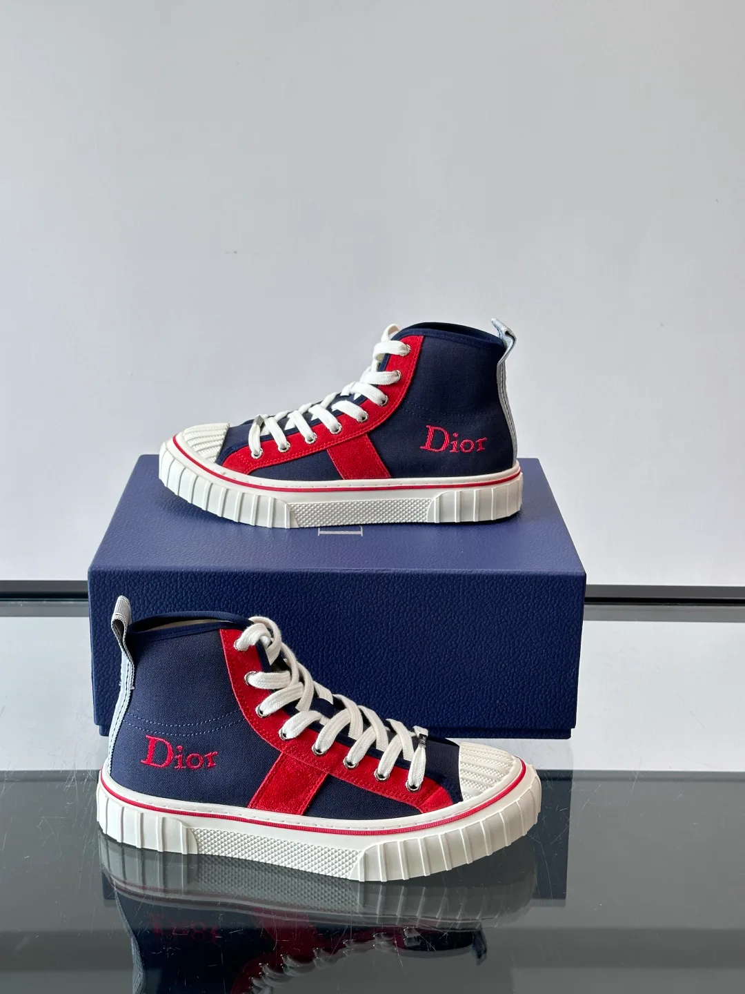 Women's Sneakers CHRISTIAN DIOR 18102146