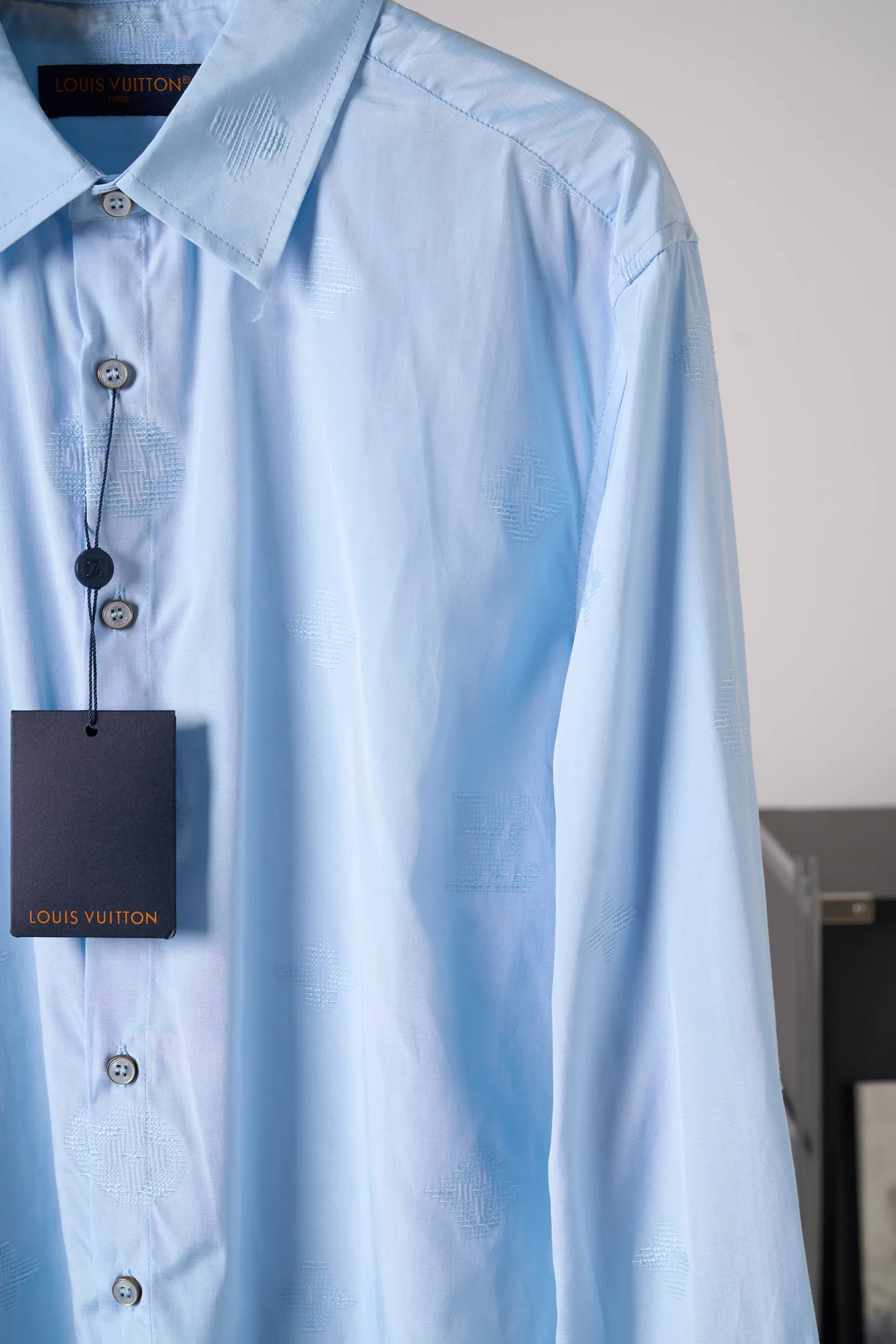 Men's Shirts LOUIS VUITTON 18179076