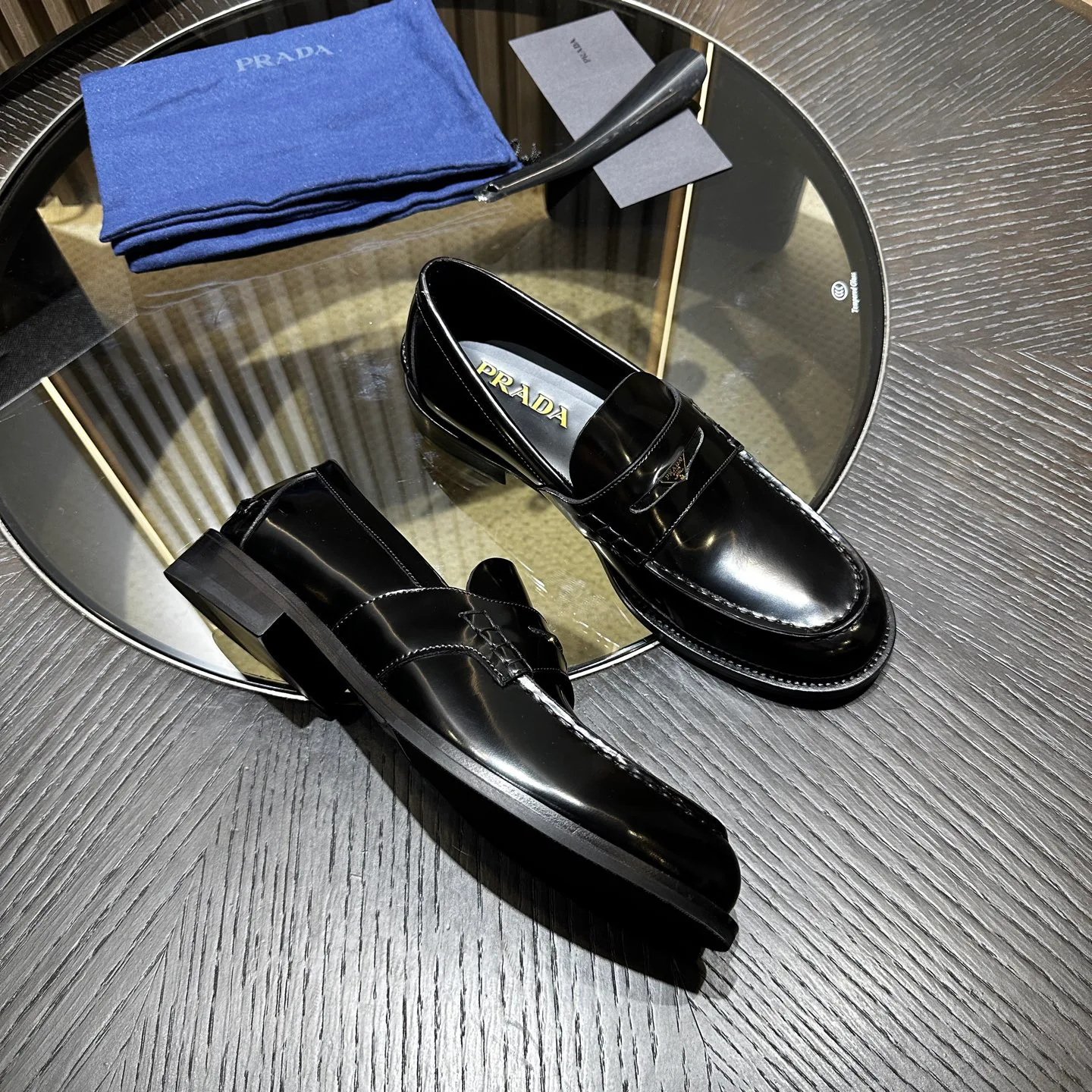 Men's Loafers And Dress Shoes PRADA 18192308