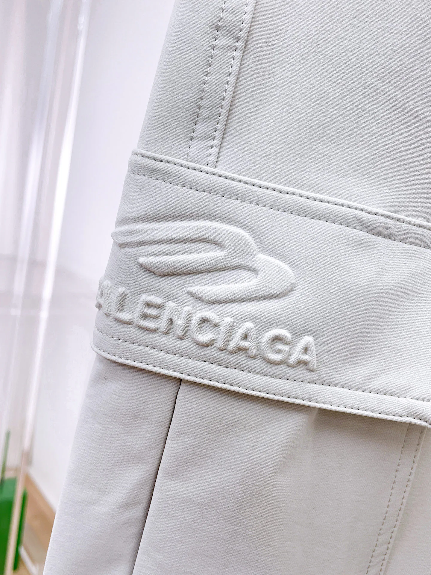 Men's Trousers BALENCIAGA 18197359