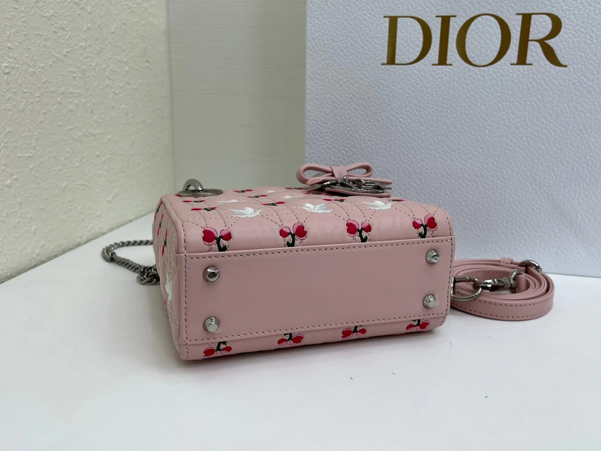 Women's Classic Handbags CHRISTIAN DIOR 17407064