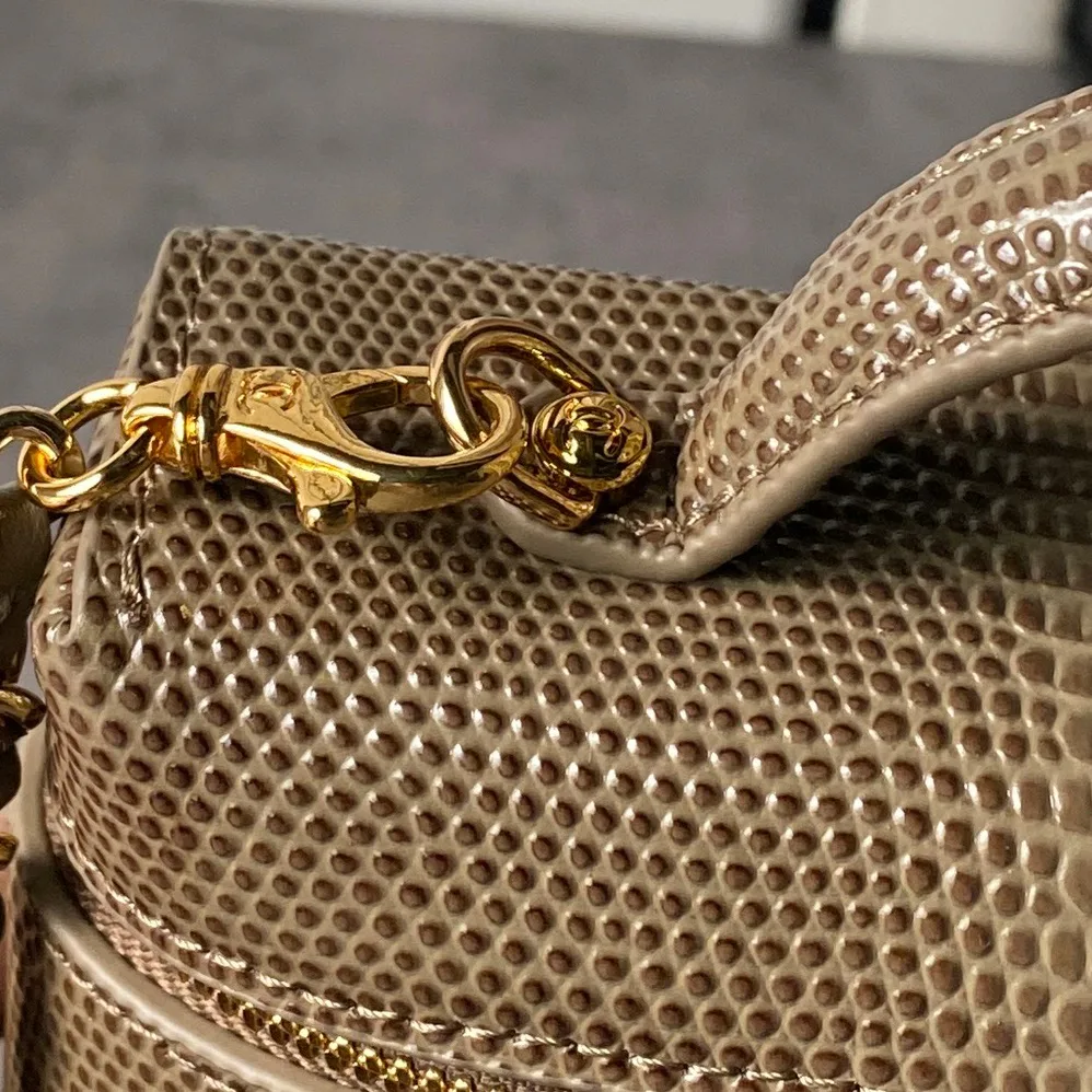Women's Classic Handbags CHANEL 18058259