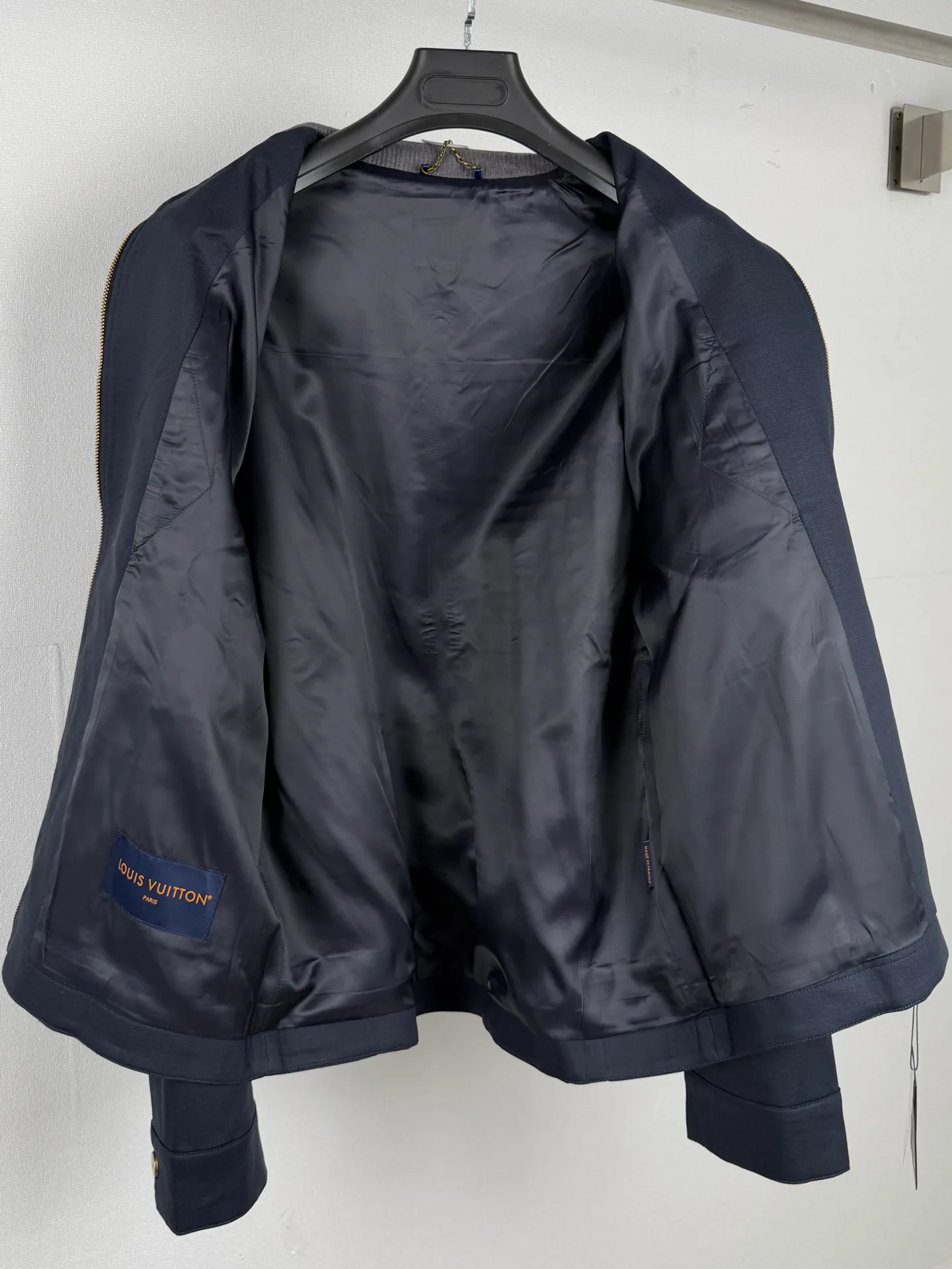 Men's Jackets And Down Jackets LOUIS VUITTON 18069168