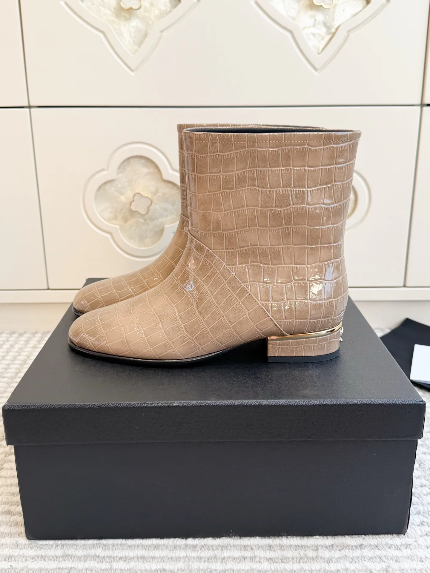 Women's Booties CHANEL 18360481