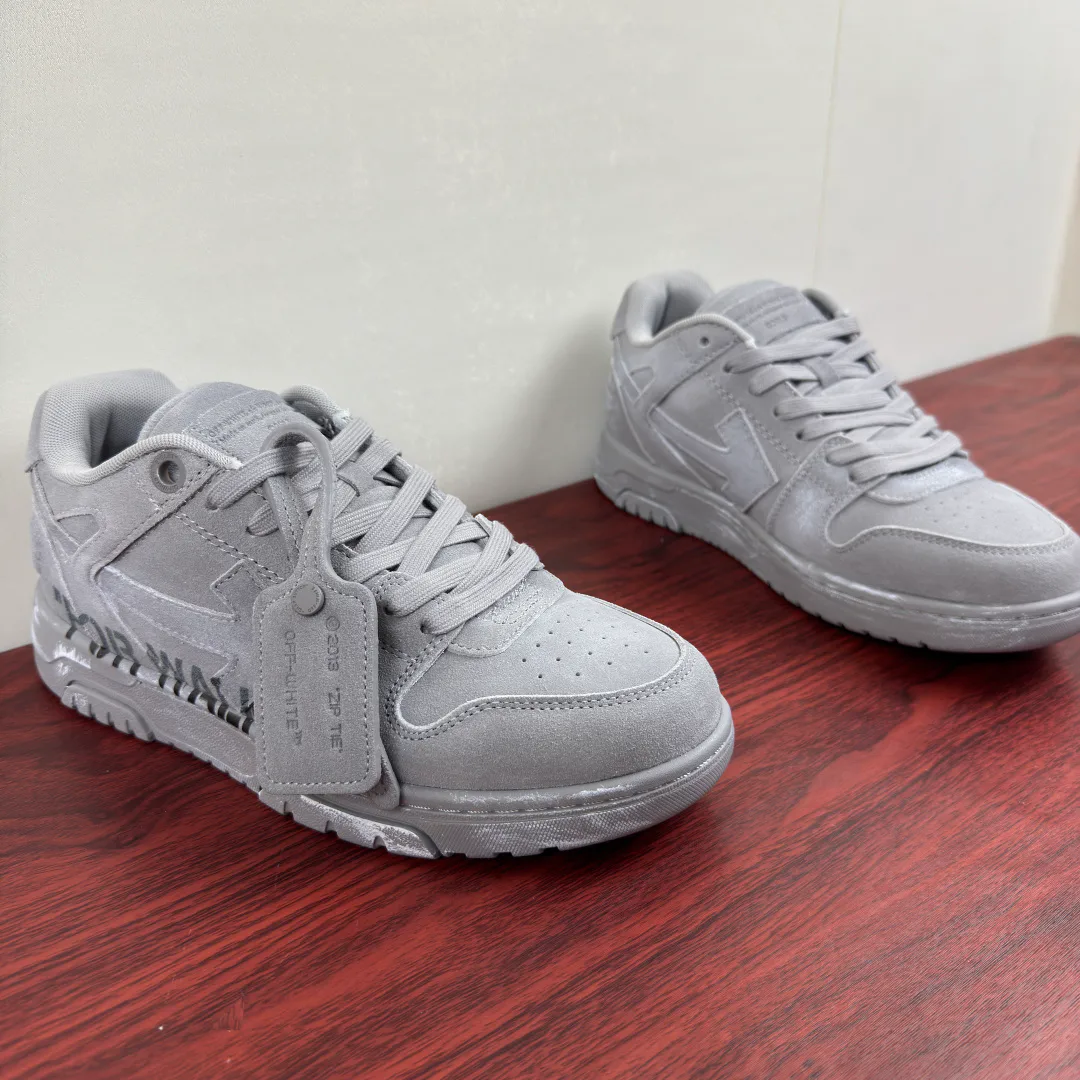 Women's Sneakers OFF-WHITE 18100638