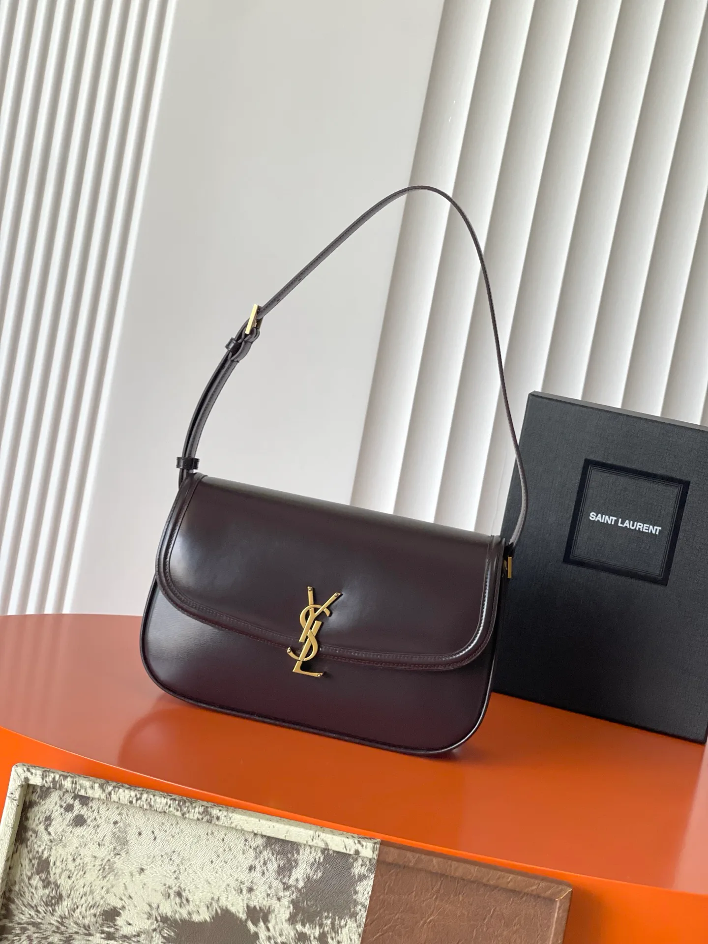 Классические Сумки Женские Saint Laurent 18610986