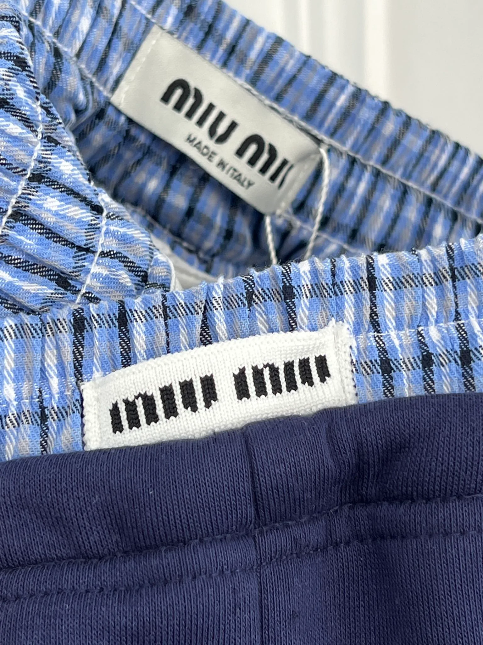 Women's Trousers MIU MIU 17950169