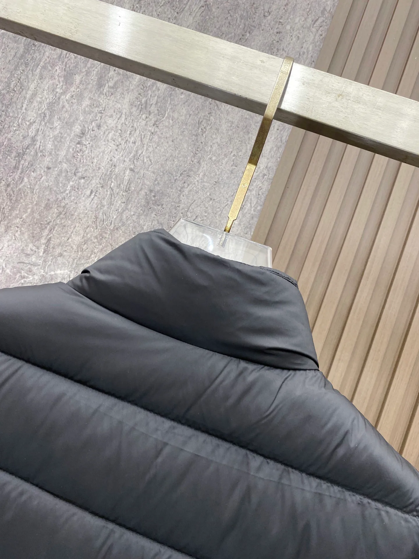 Жилеты Мужские Moncler 18596392