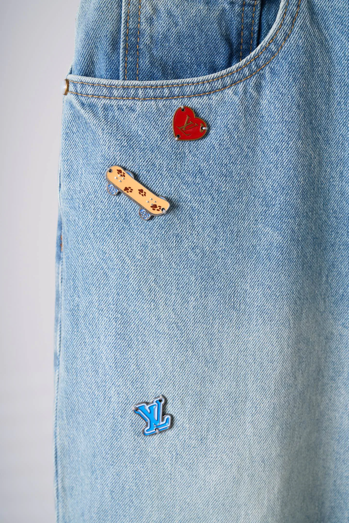 Men's Jeans LOUIS VUITTON 18179048