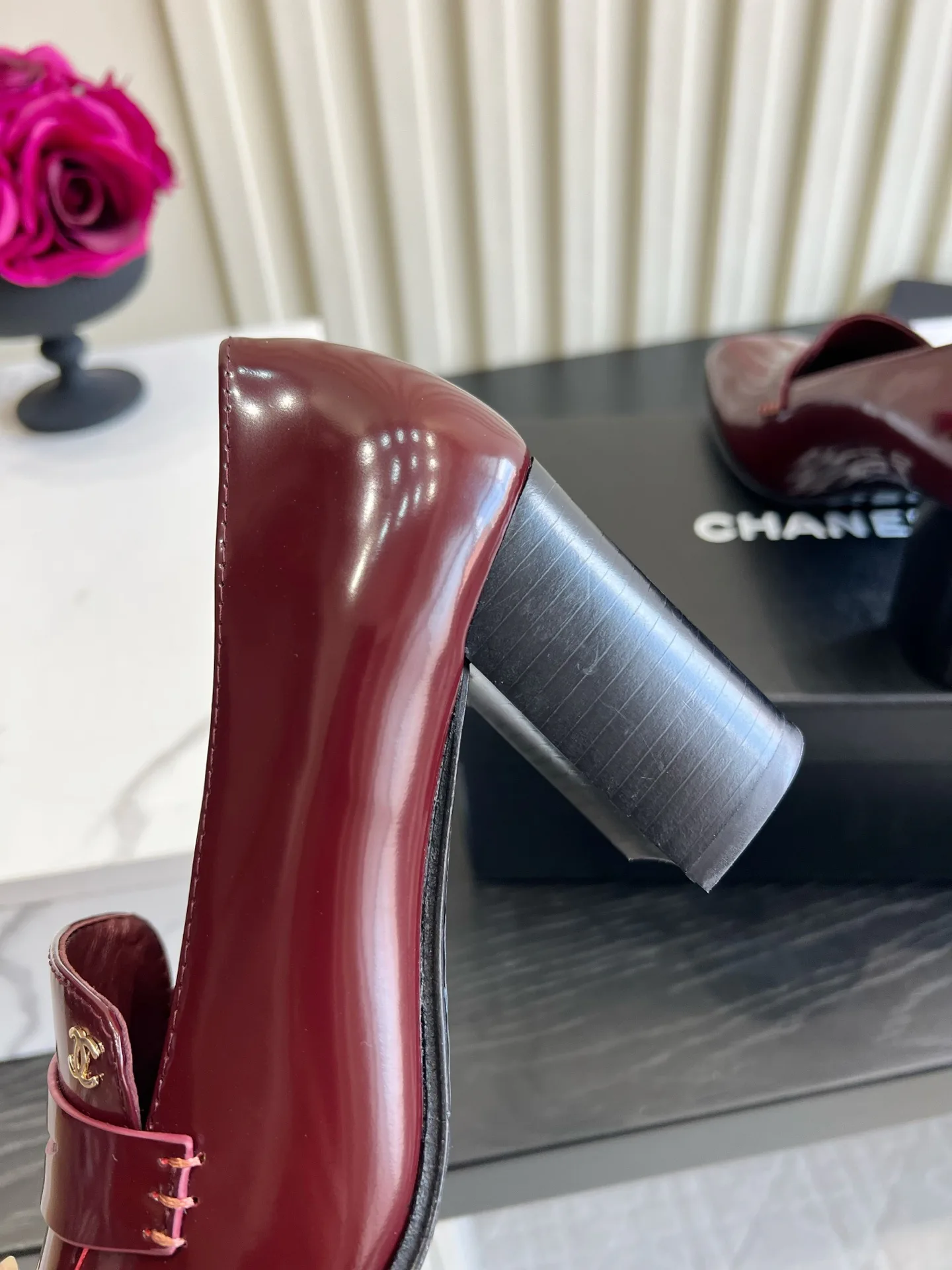 Women's Loafers And Moccasins CHANEL 18223043
