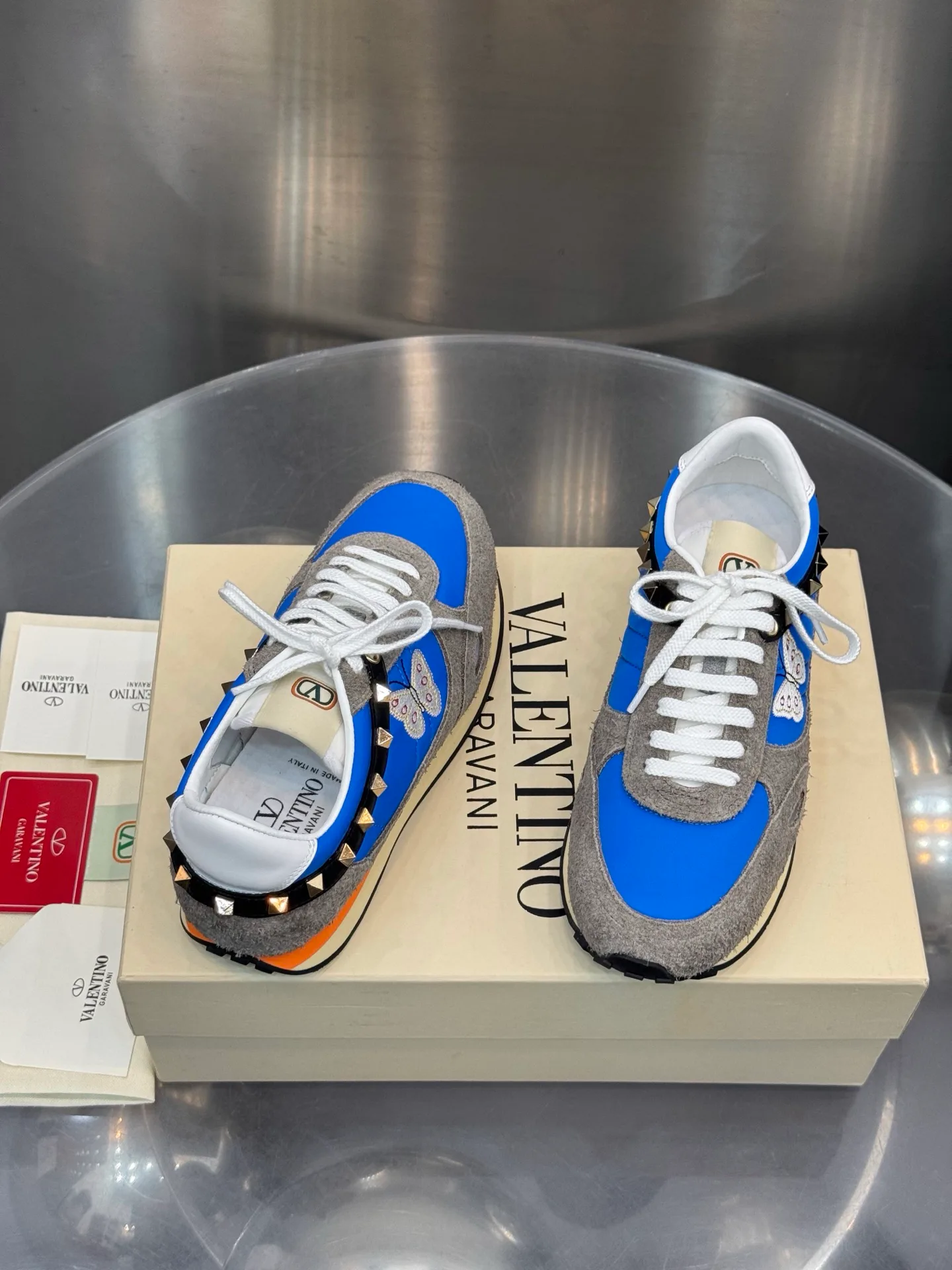 Women's Sneakers VALENTINO 18202509
