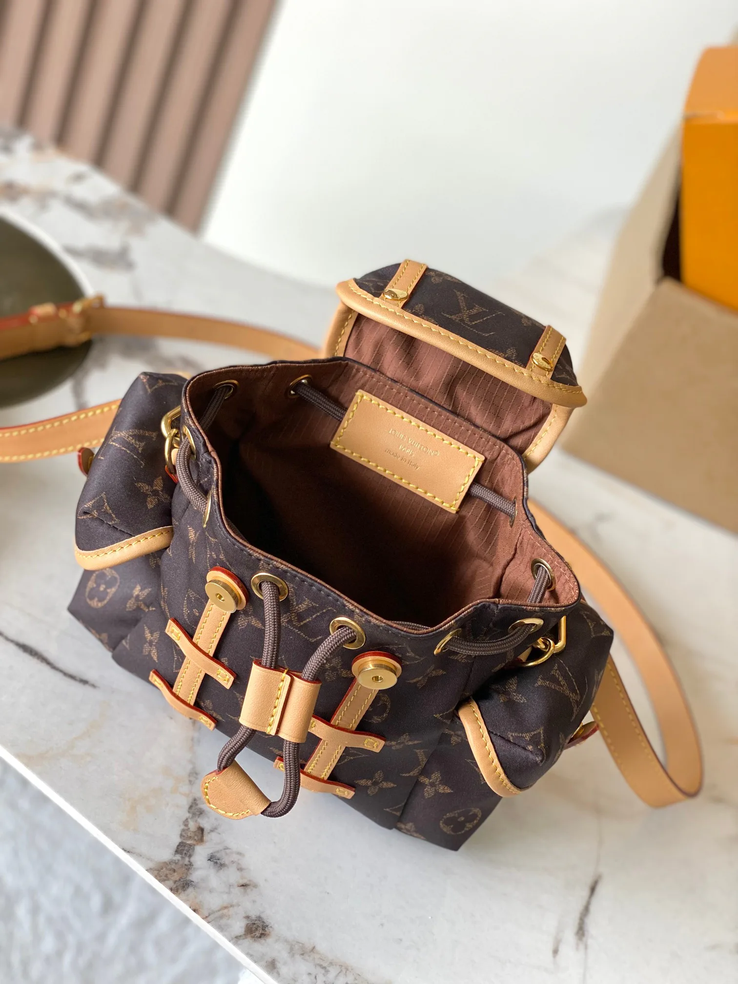 Women's Classic Handbags LOUIS VUITTON 17906939