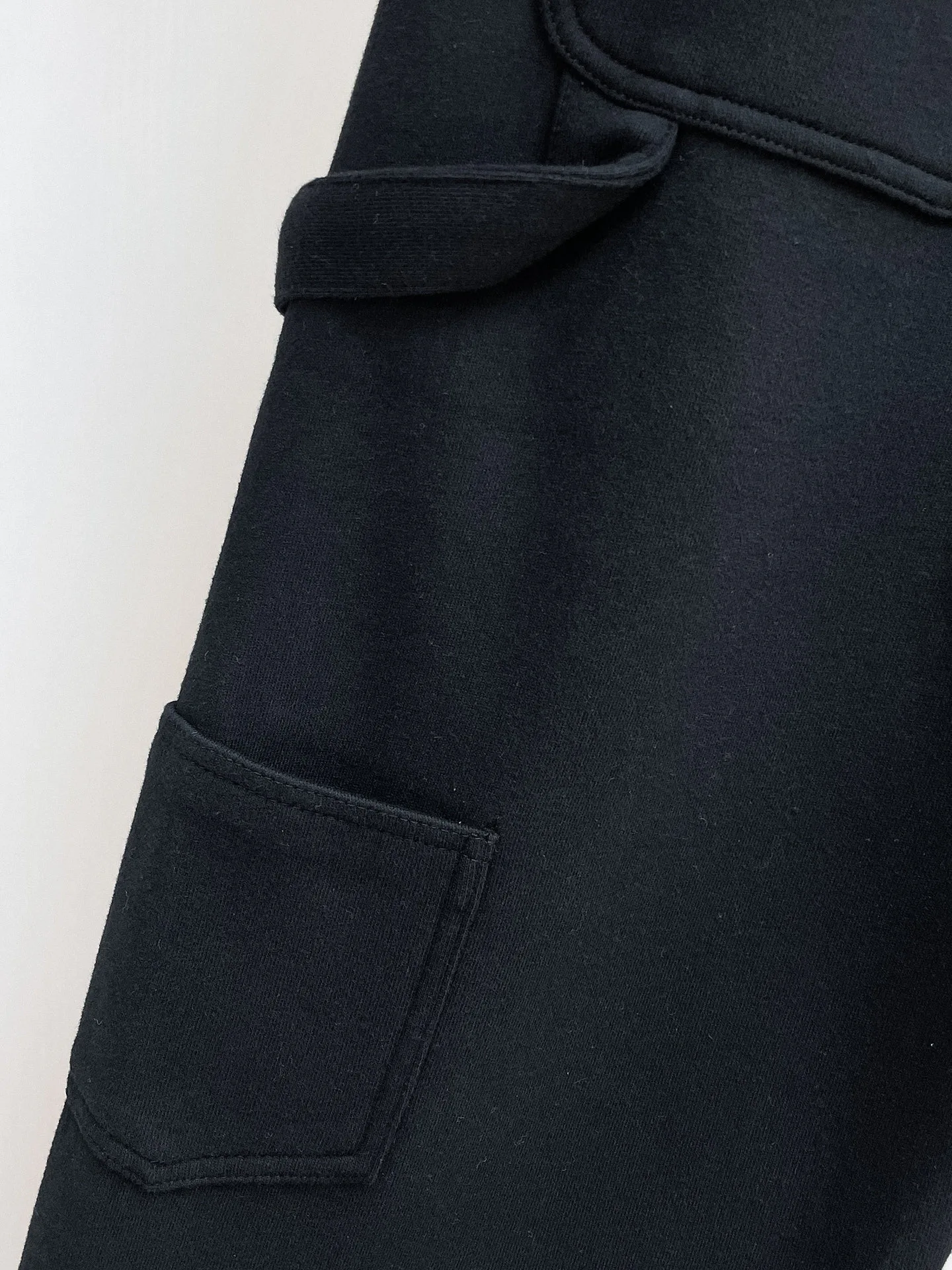 Men's Trousers LOUIS VUITTON 18499592