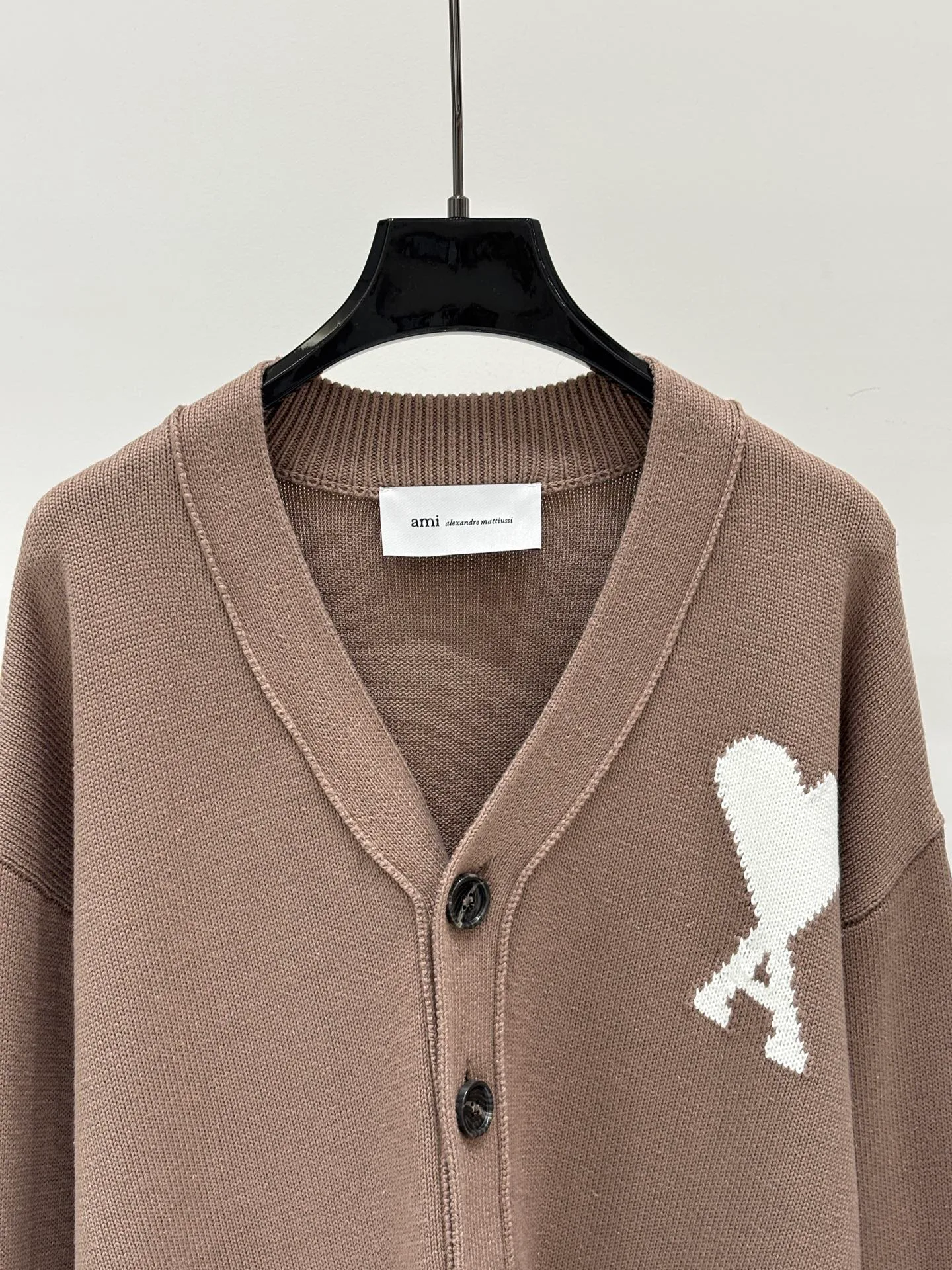Women's Jumpers And Sweaters AMI PARIS 18032631