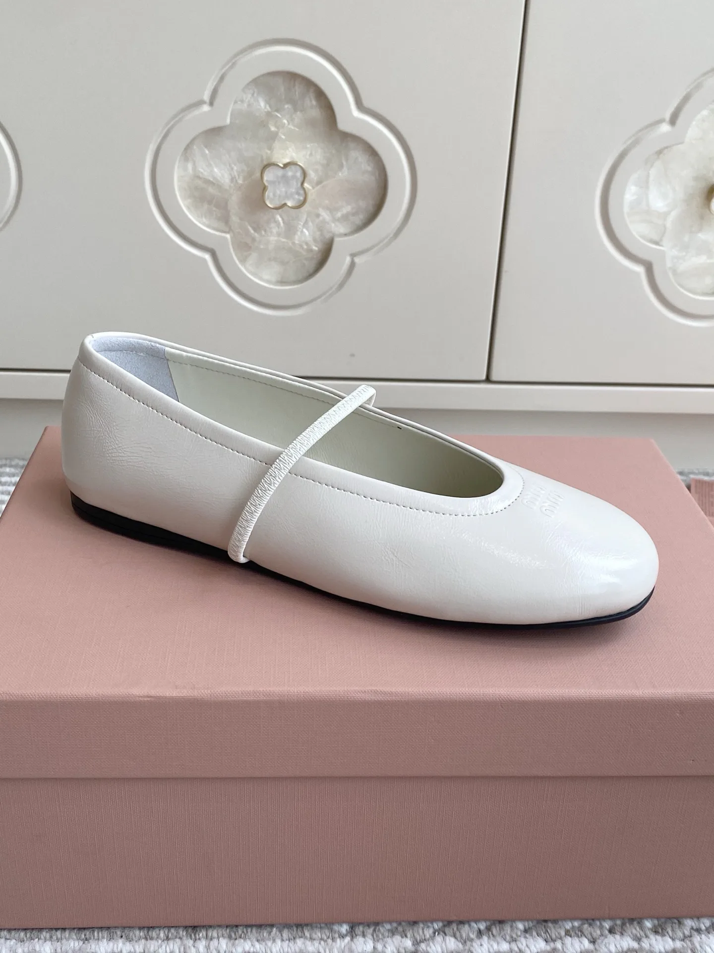 Women's Ballet Flats MIU MIU 17522711