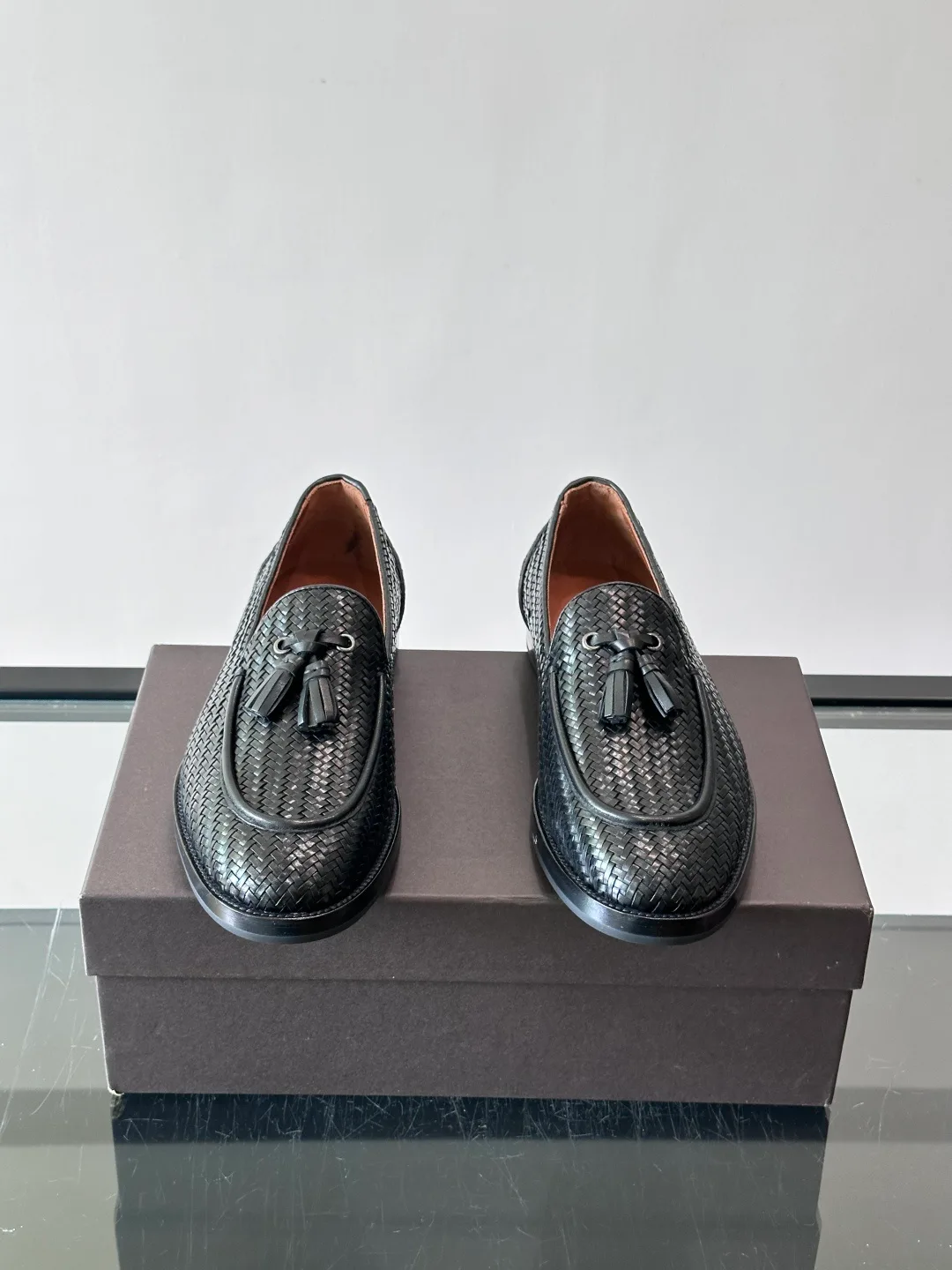 Men's Loafers And Dress Shoes BOTTEGA VENETA 17730365