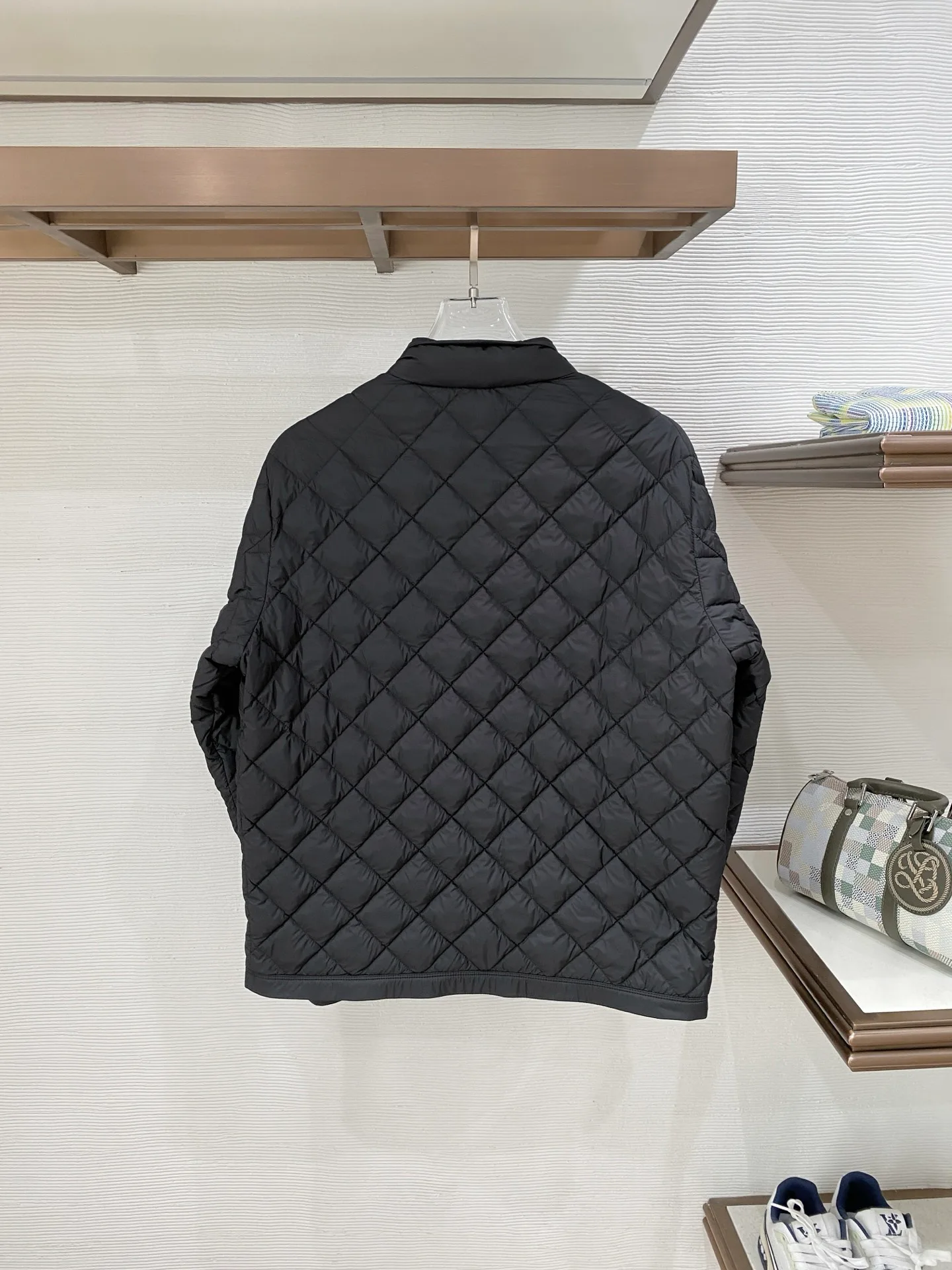 Men's Jackets And Down Jackets MONCLER 17930636