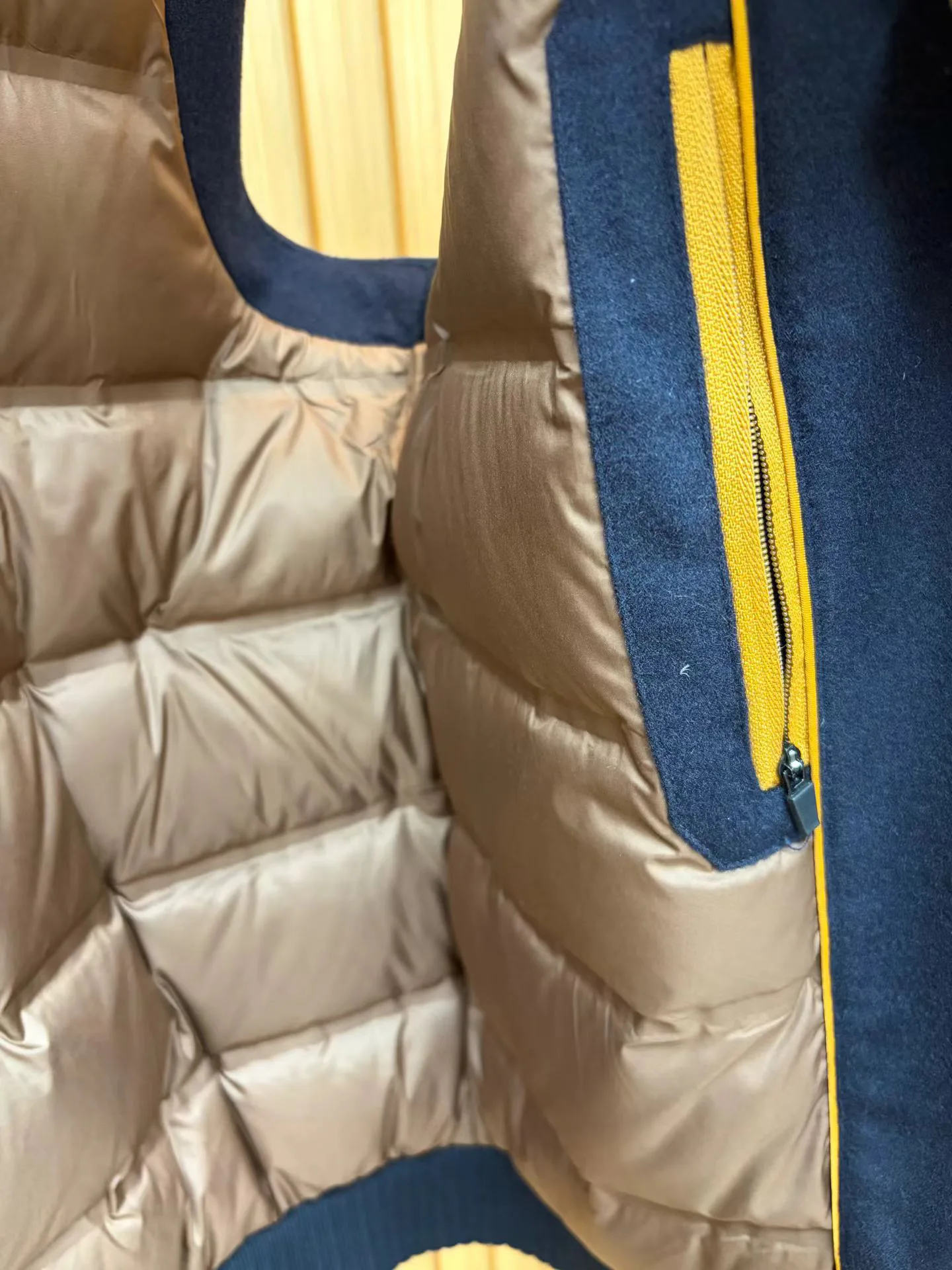 Men's Vests LORO PIANA 18084651