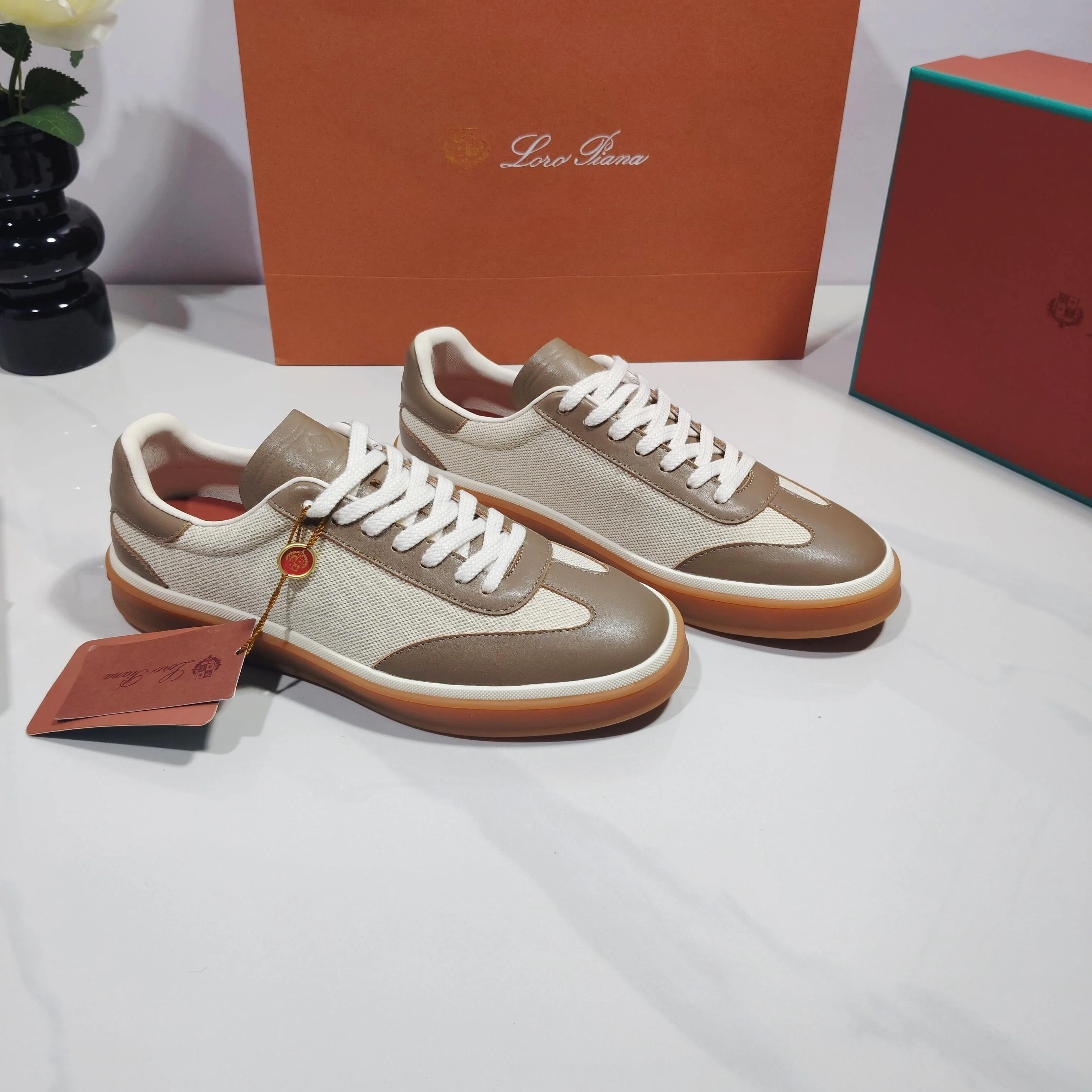 Women's Sneakers LORO PIANA 17961945