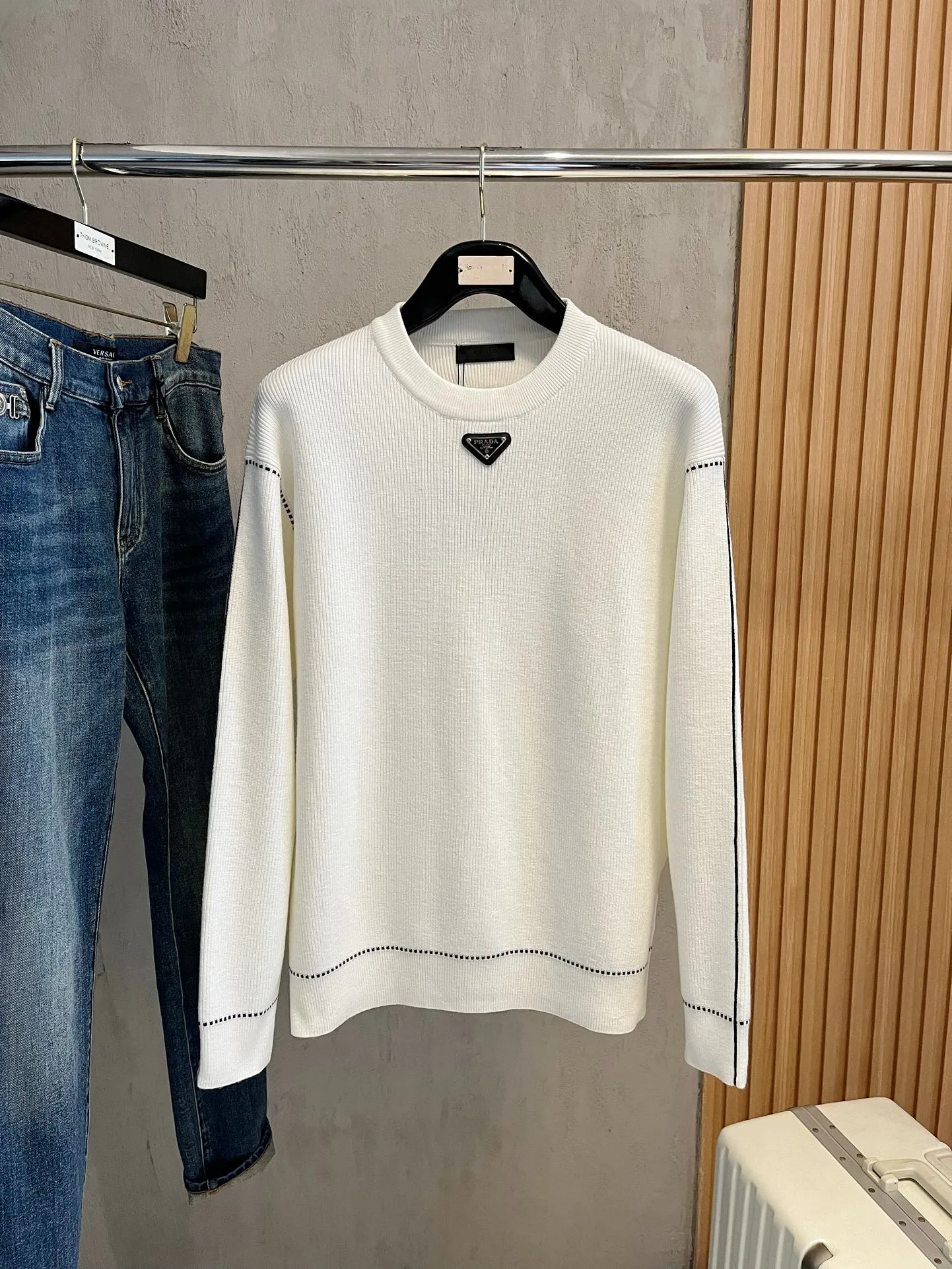 Men's Jumpers And Sweaters PRADA 18098182