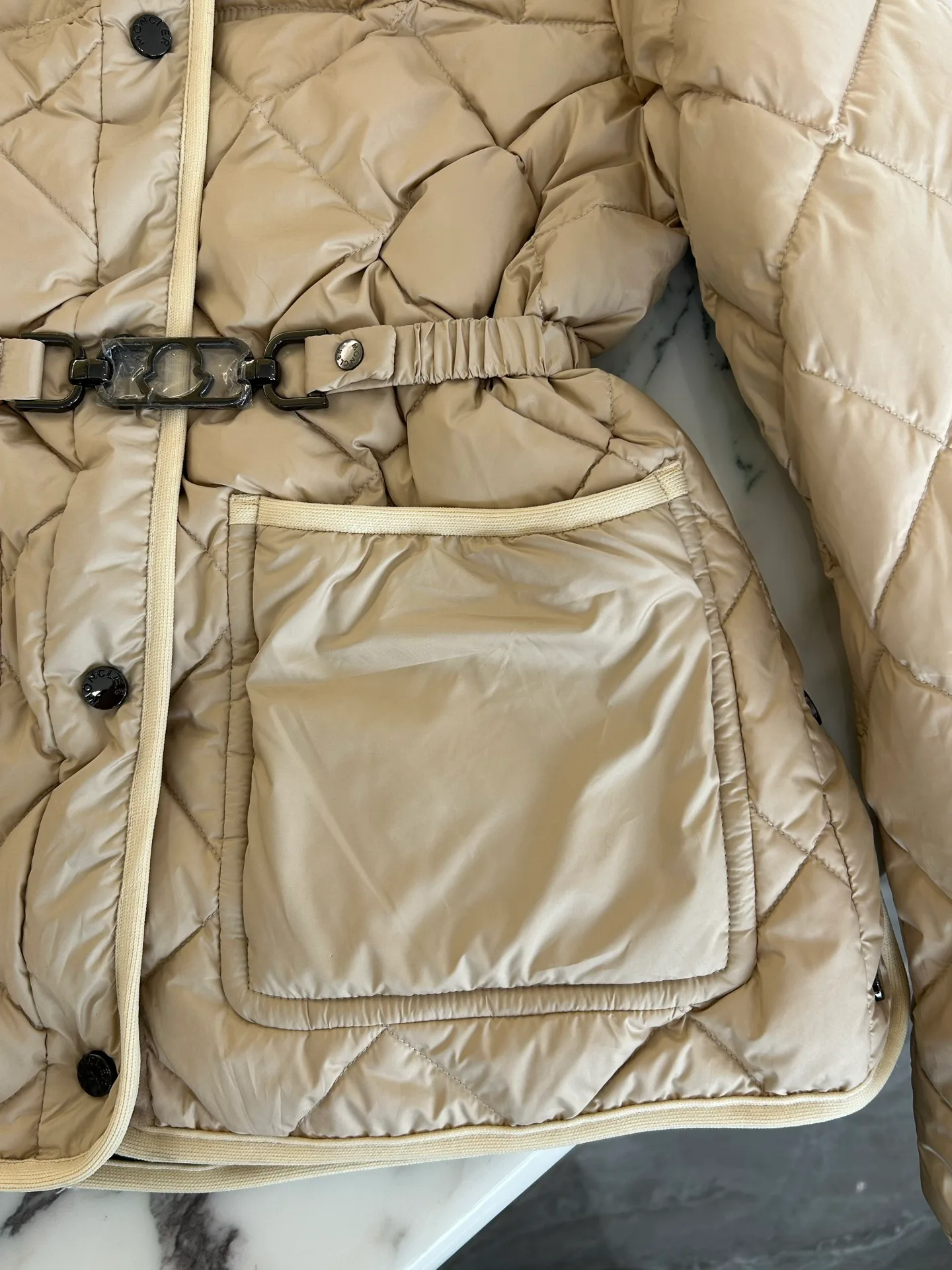 Men's Jackets And Down Jackets MONCLER 18231453