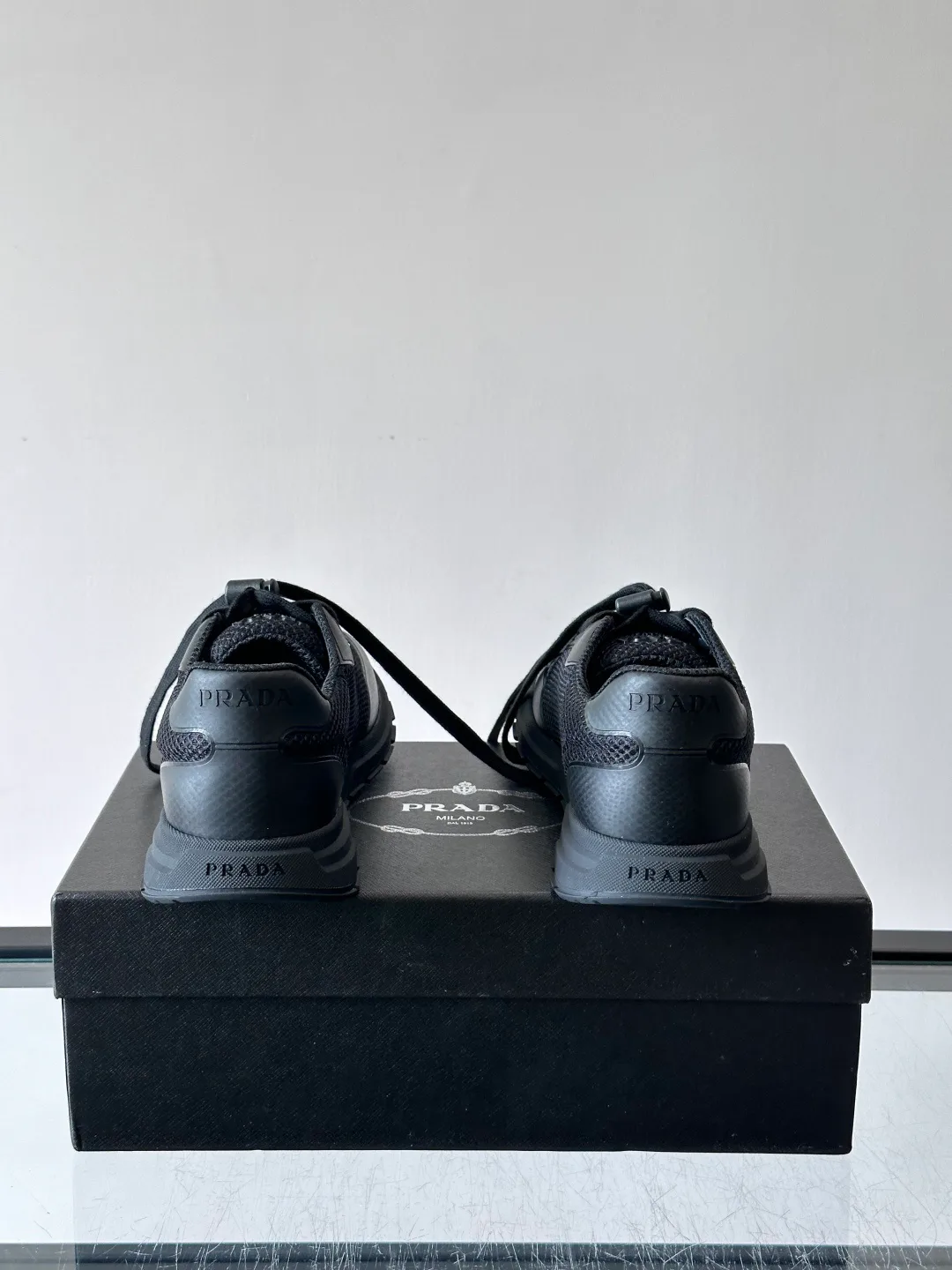 Men's Sneakers PRADA 17646152