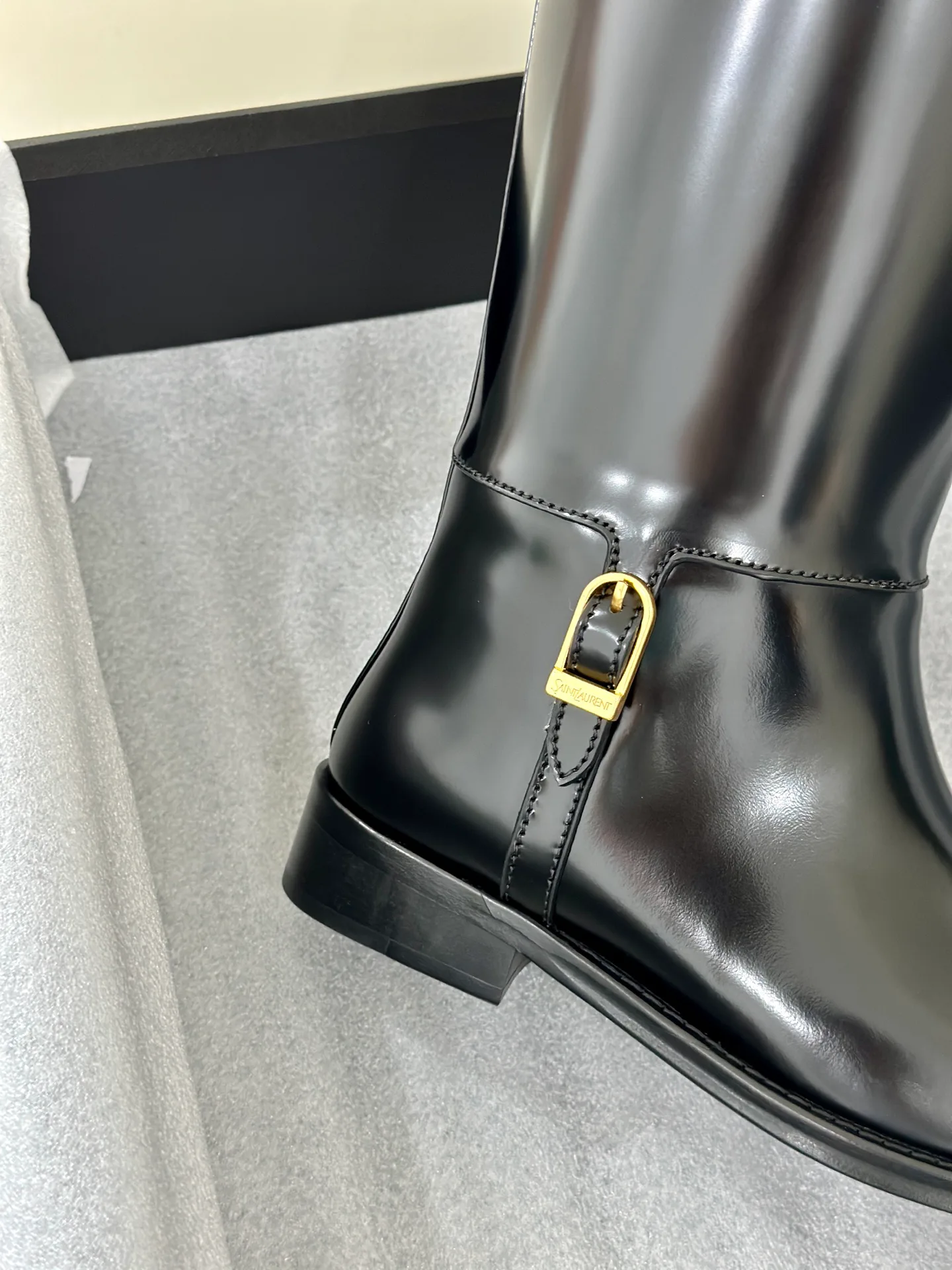 Women's Boots SAINT LAURENT 18080160