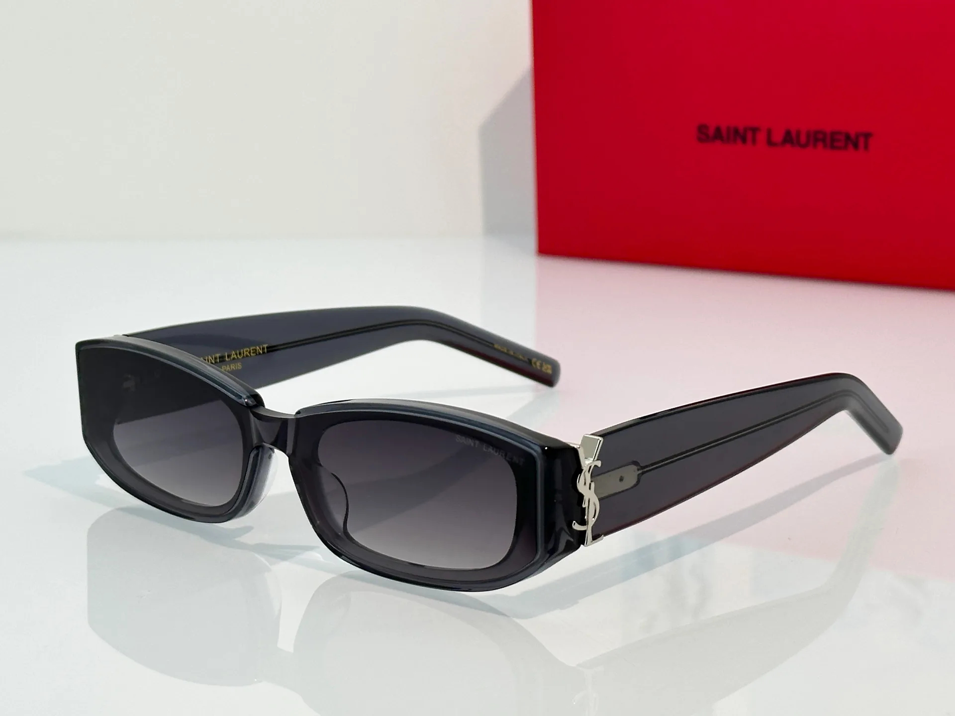 Glasses SAINT LAURENT 18246218
